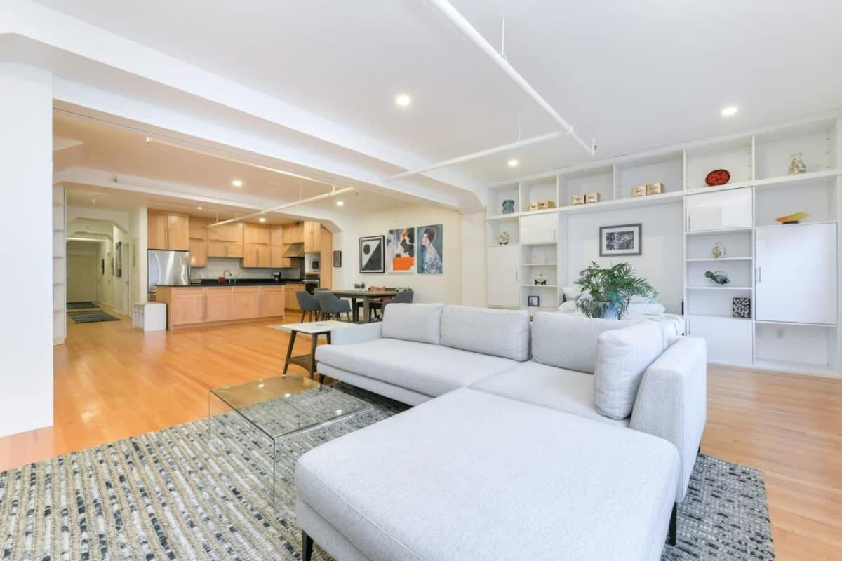 South End Hospitality: Downtown Crossing Large Lofted Location