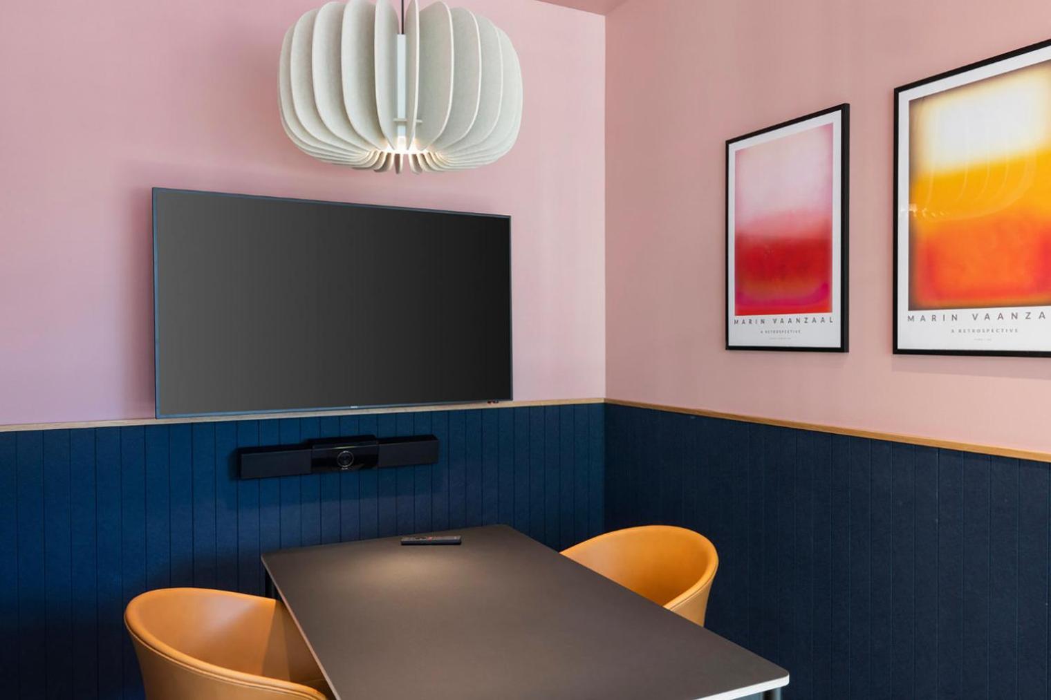 Fenway Studio W Gym Nr T Stop Dining Bos-954 Apartment Boston