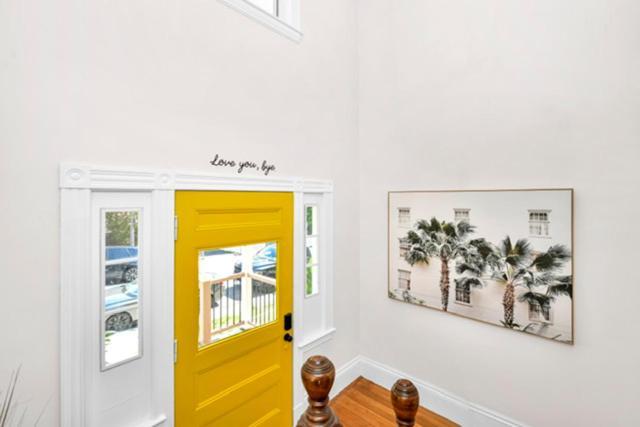 Comfort Apartment *
