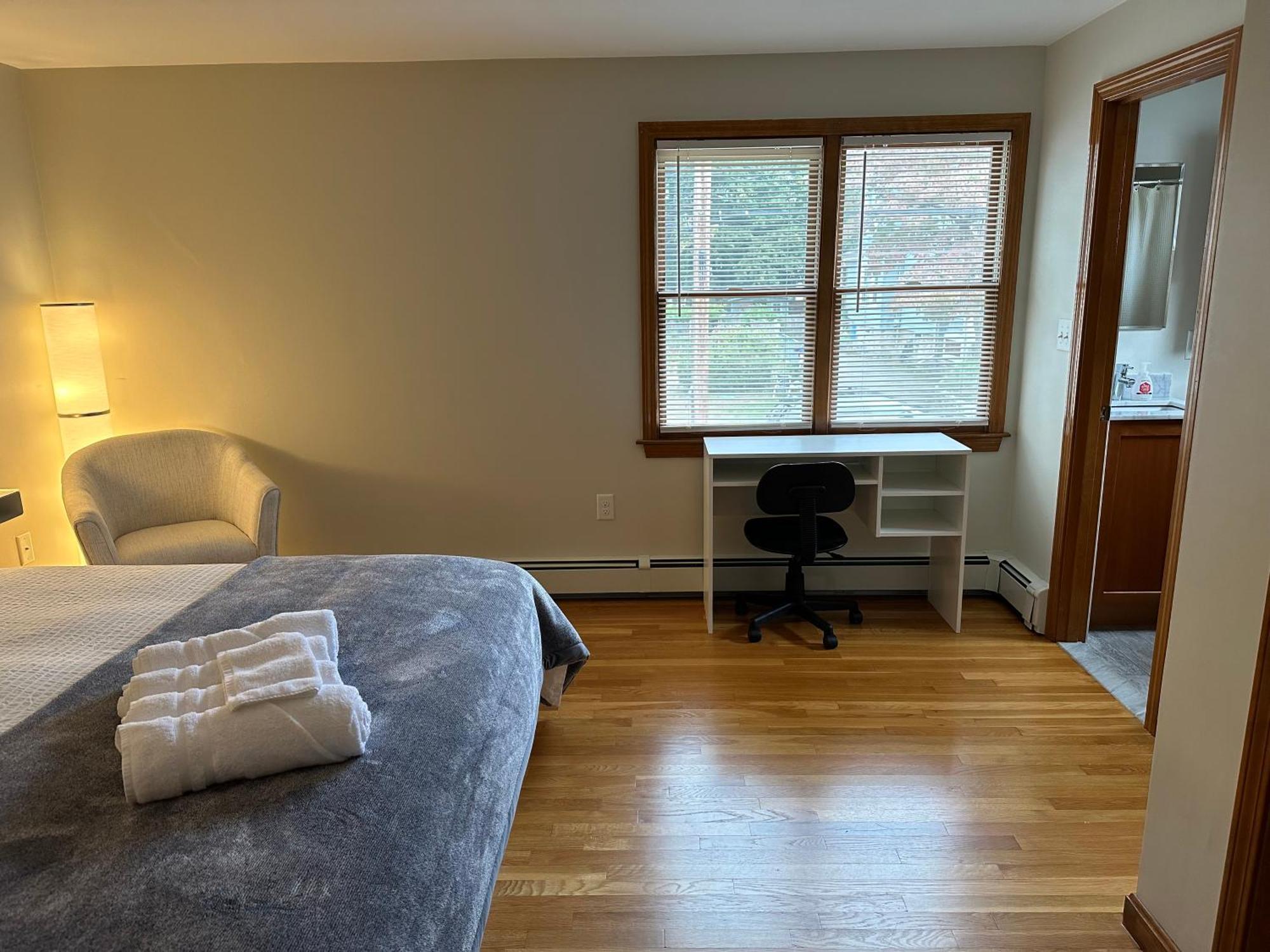 Single Family House - 19' Train To Back Bay Holiday home