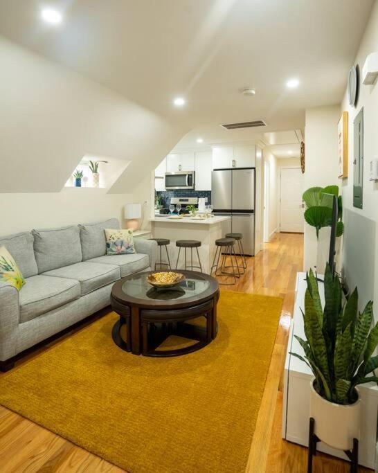 Apartment 80-3 3Br Boston - Charming Apt Near Harvard Square *
