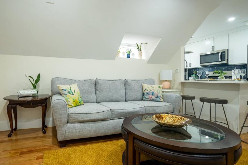80-3 3Br Boston - Charming Apt Near Harvard Square Apartment *