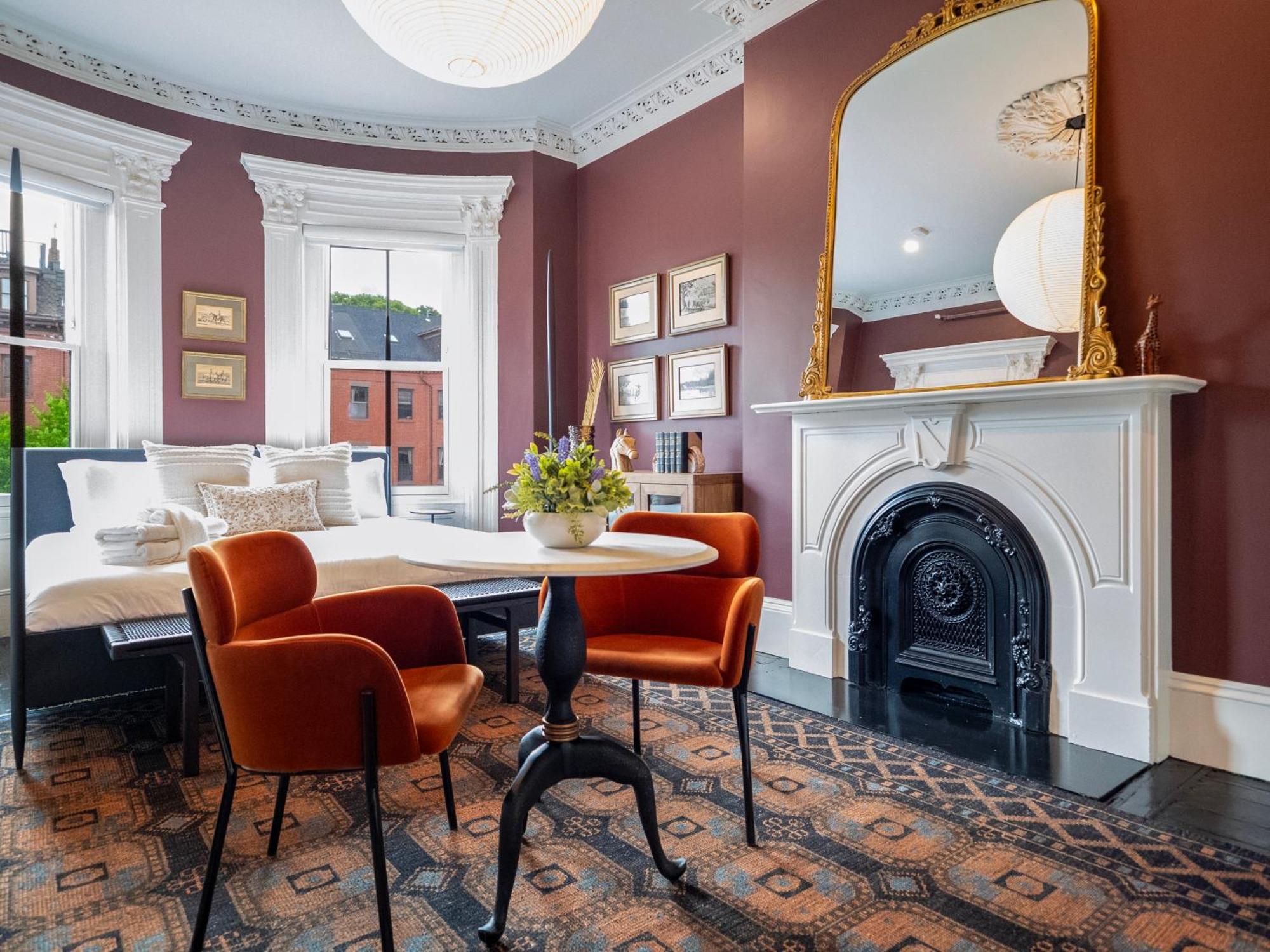 The Chester Apartment