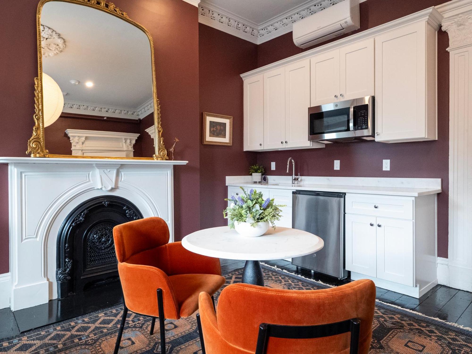 The Chester Apartment