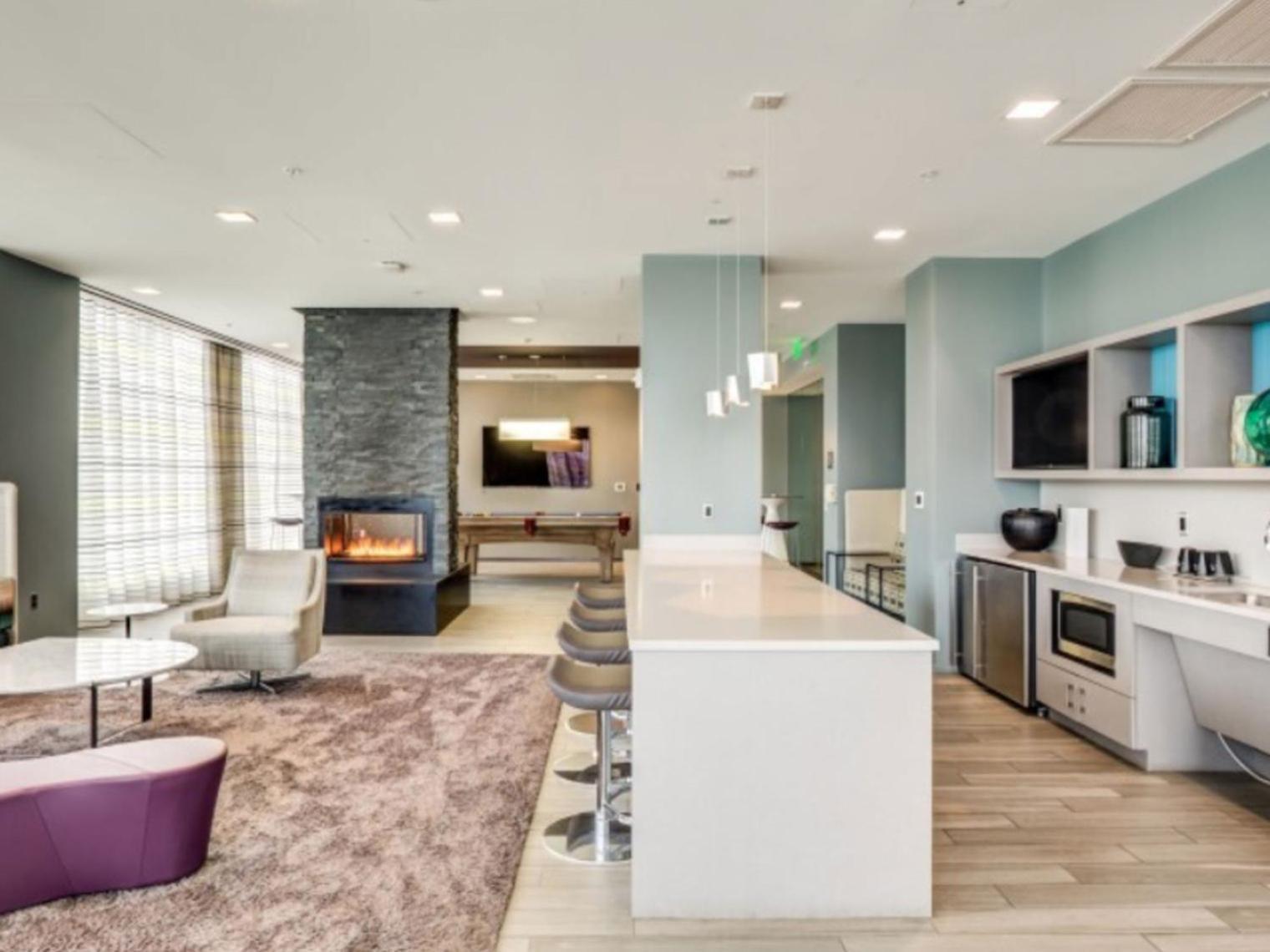 East Cambridge 1br W Gym Wd Nr Lechmere T Bos-866 Boston