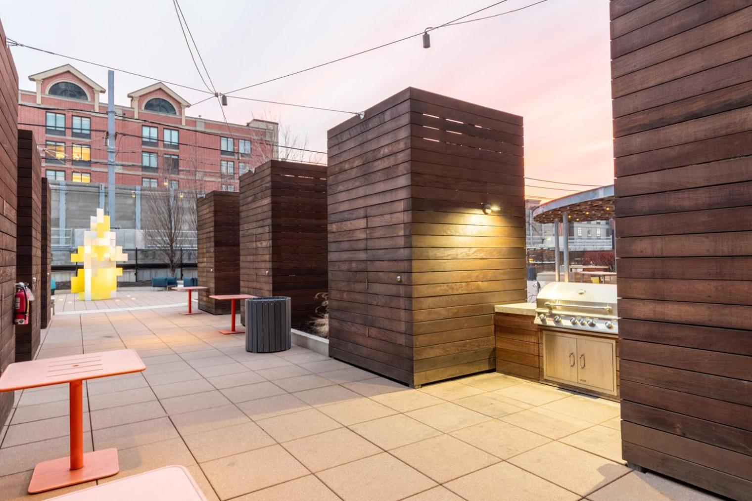 East Cambridge 1br W Gym Wd Nr Lechmere T Bos-866 * Boston