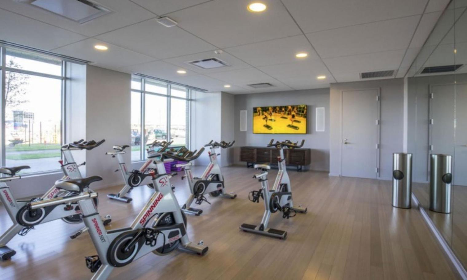 Apartment East Cambridge 1br W Gym Wd Nr Lechmere T Bos-866