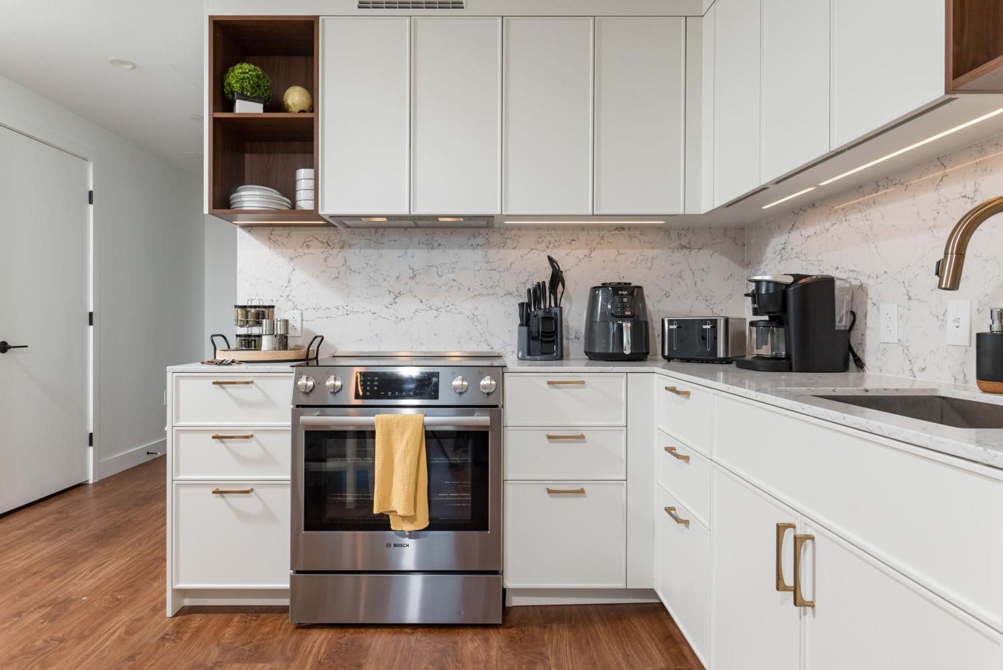 Luxury 2br Backbay Common T-station Roof Lounge Gym Apartamento