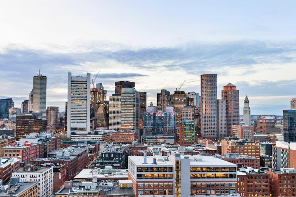 High-end 2br 2ba Unit In Seaport Apartamento Boston