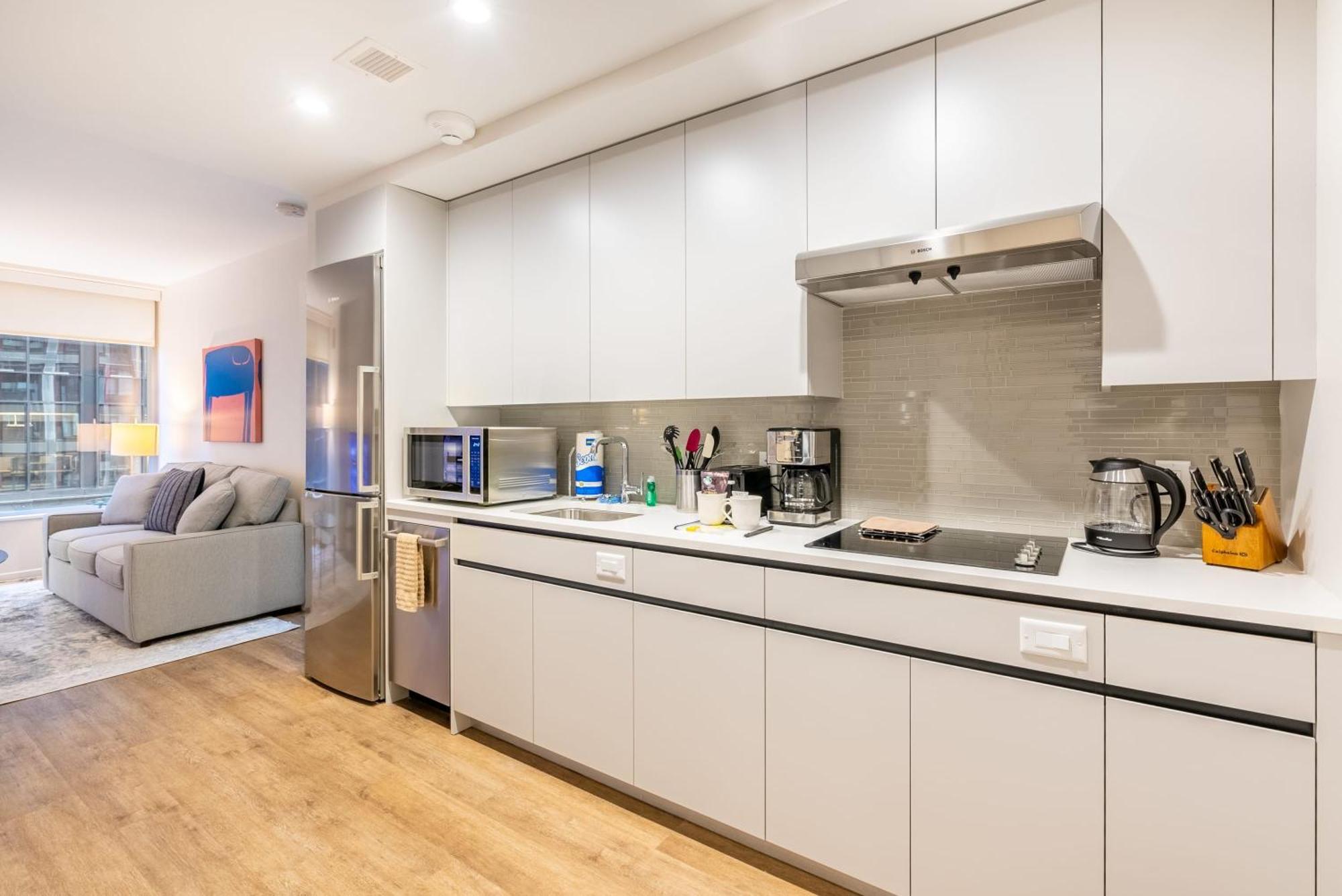Modern With Gym - Alx-815 Boston