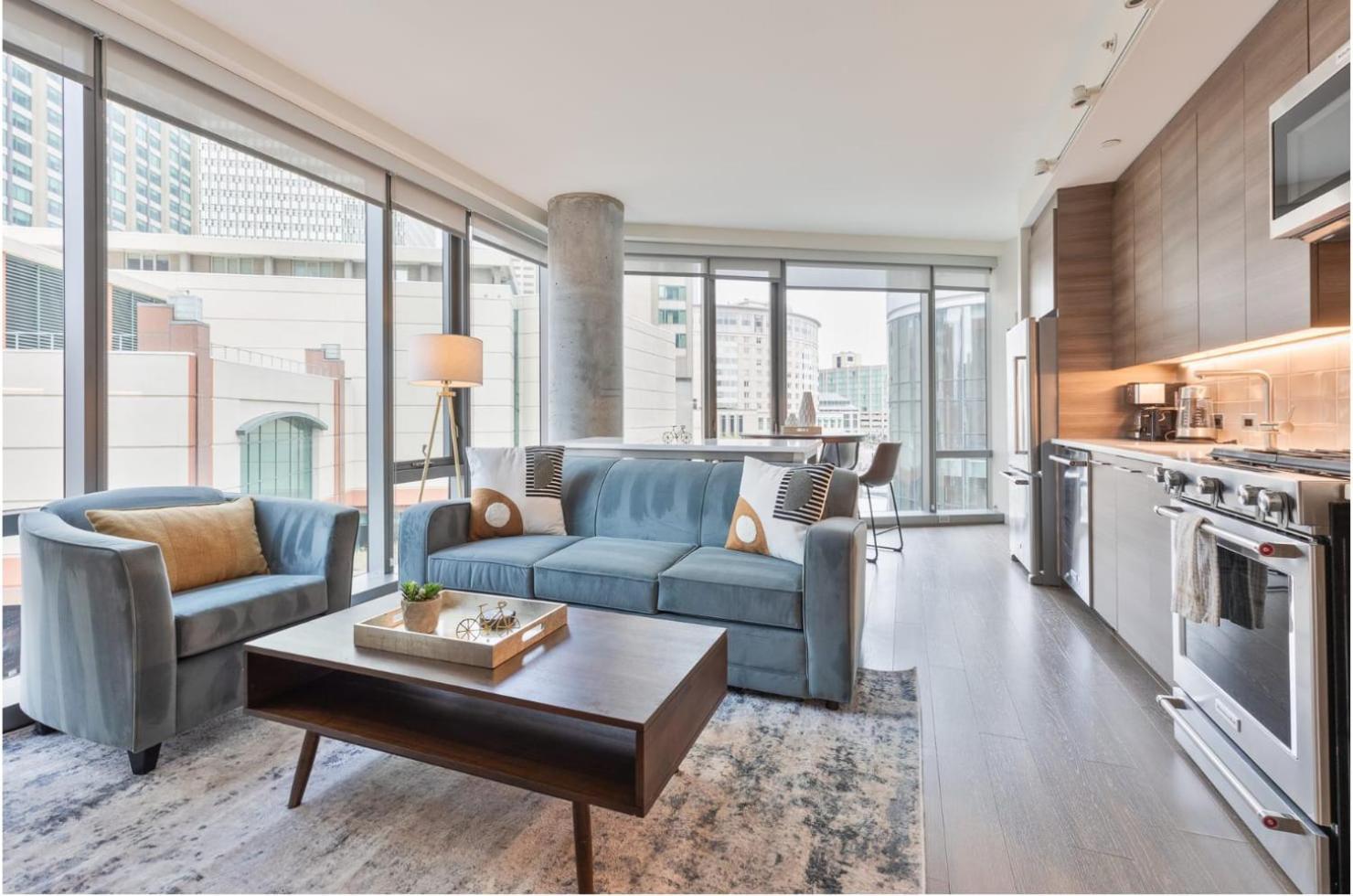 Spacious In Back Bay - 30-302