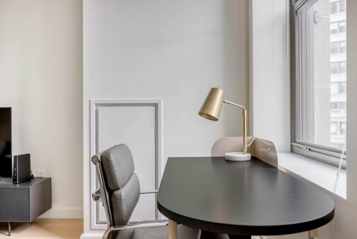Apartment Back Bay 1br W Gym Wd Basketball Nr T Bos-939