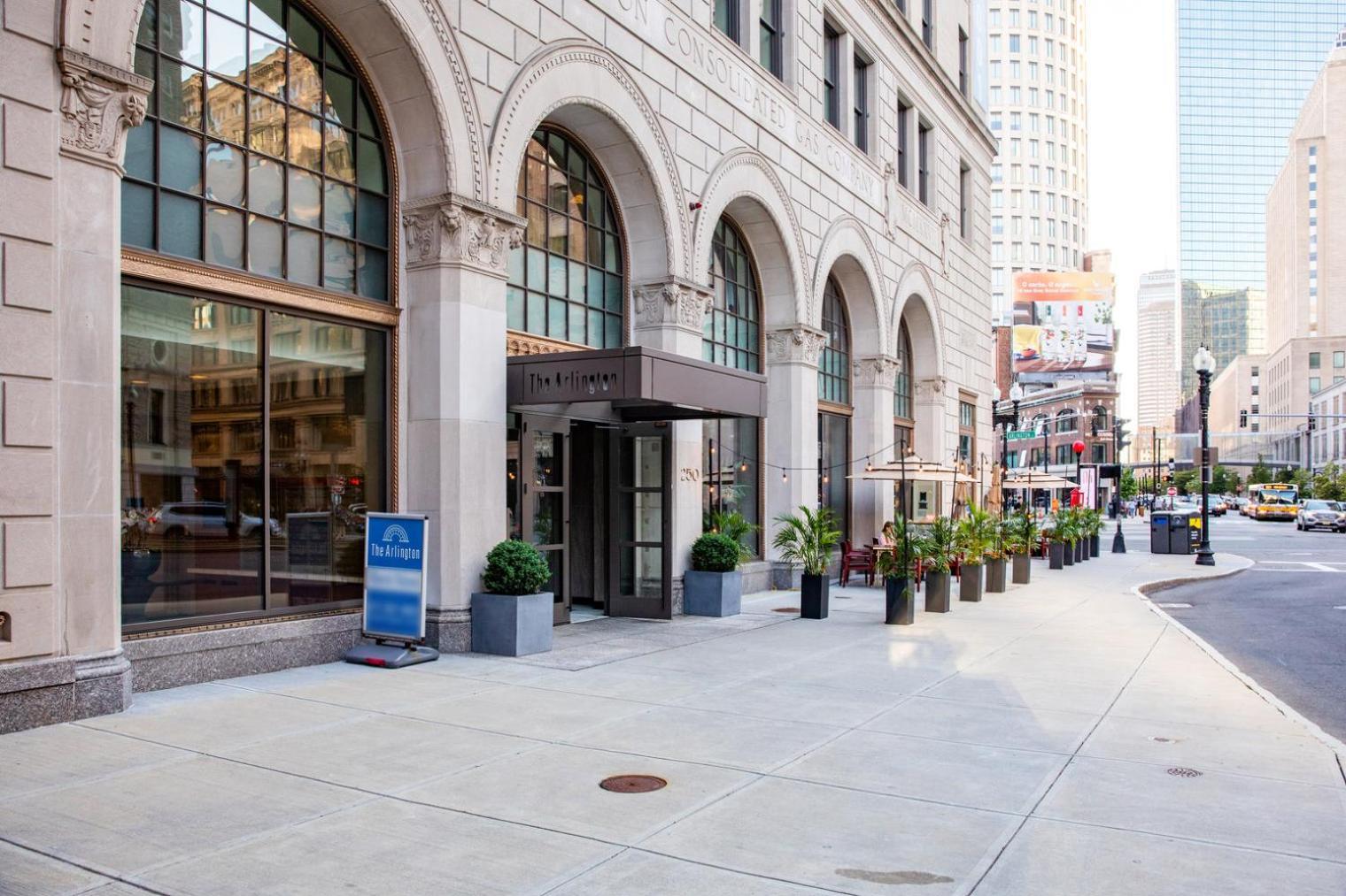 Back Bay 1br W Gym Wd Basketball Nr T Bos-939 Apartment