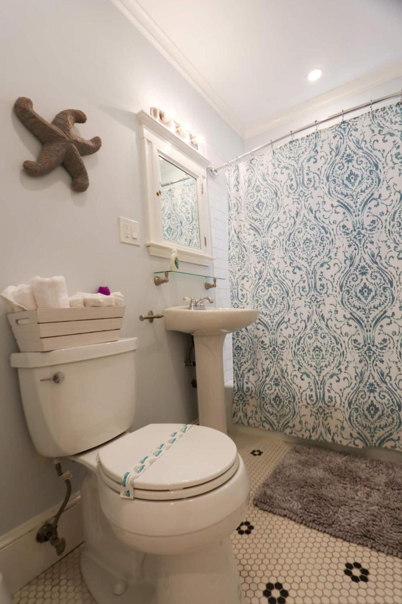 Apartment Umass Boston, Beach, Renovated, Ca, In-unit Lau