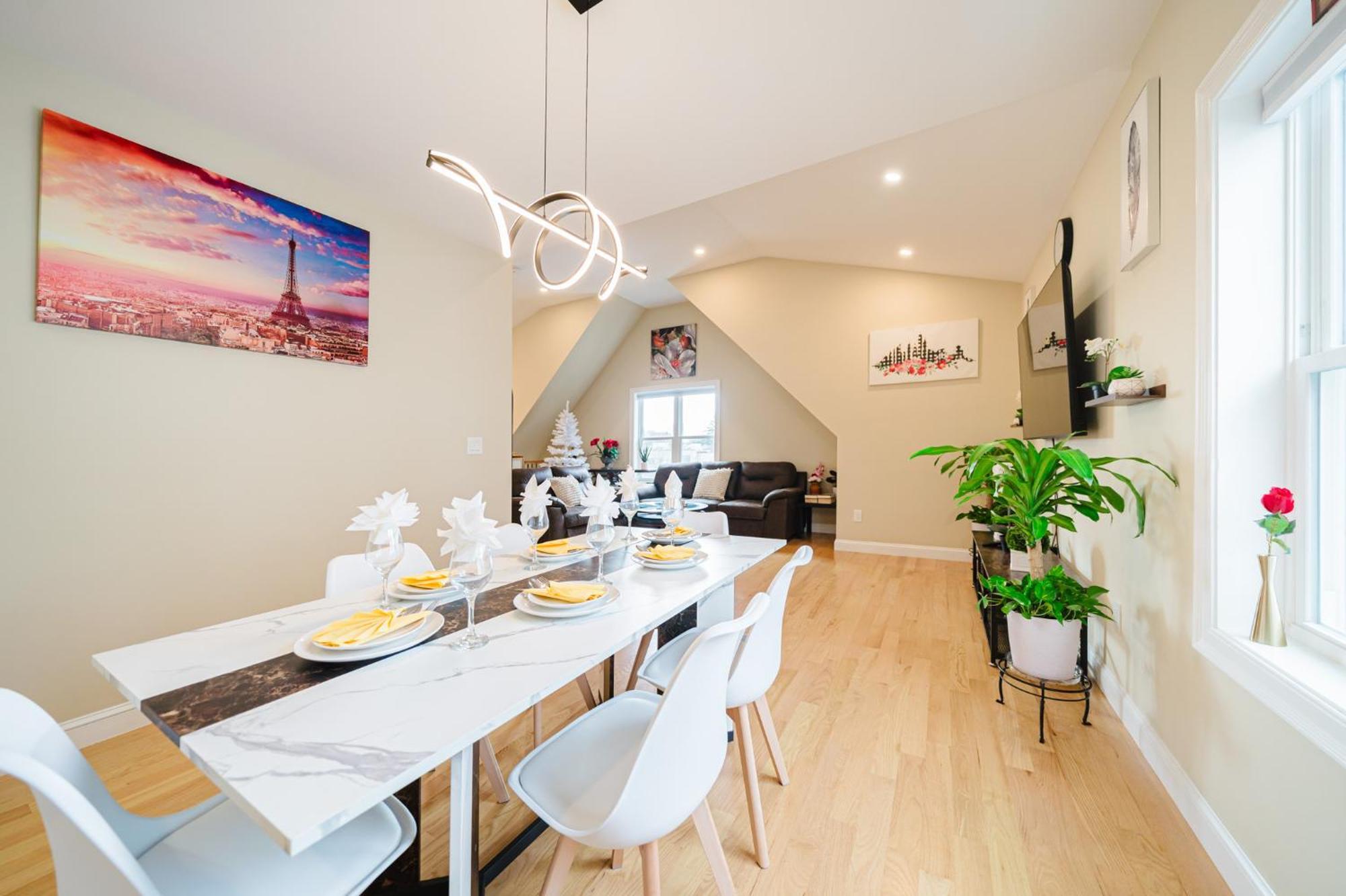 Apartment 60-3 3Br Boston - Sleek Apt Near Wollaston Beach *