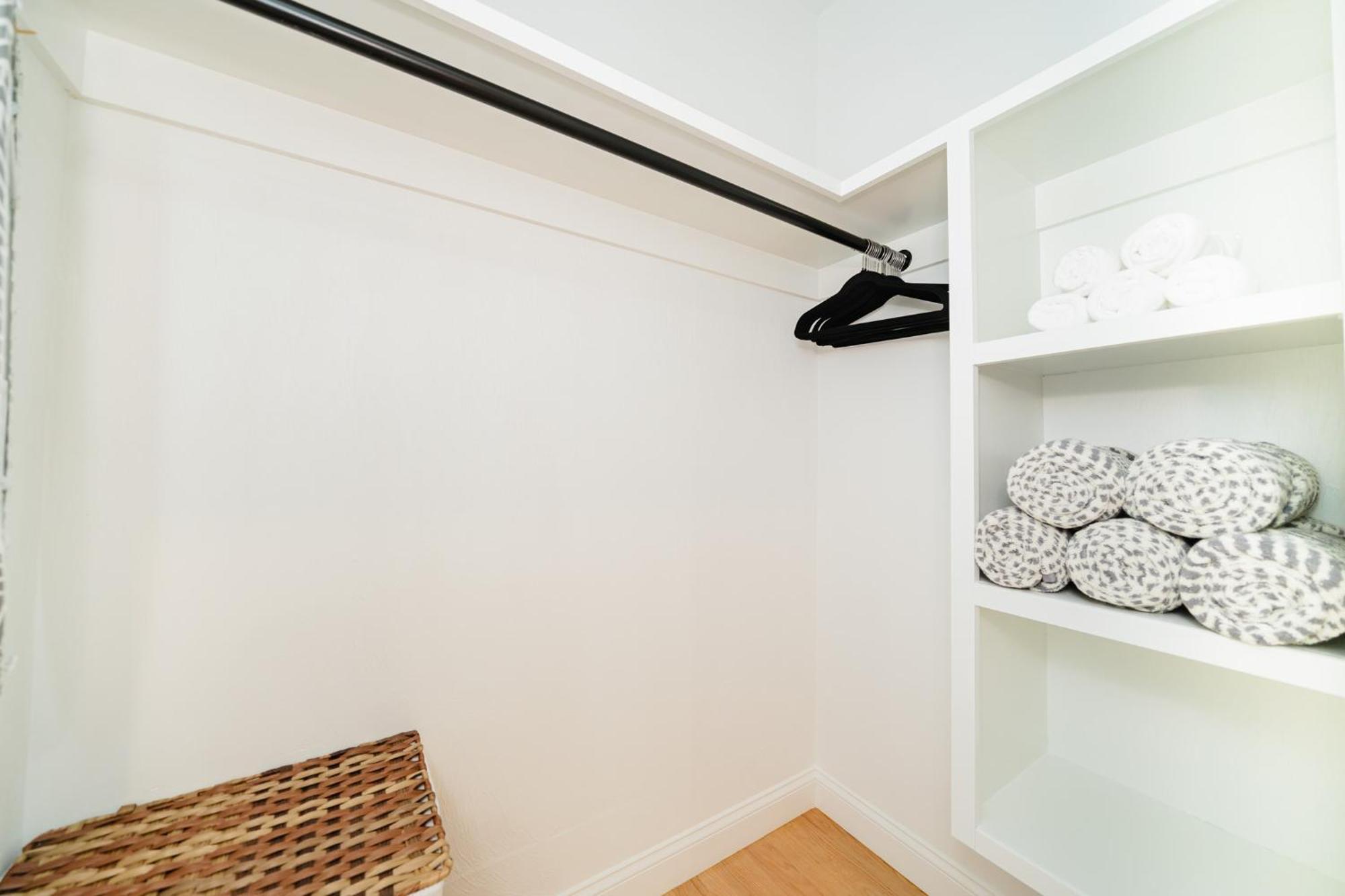 60-3 3Br Boston - Sleek Apt Near Wollaston Beach * Boston