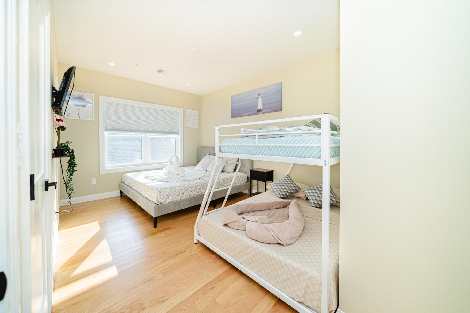 60-3 3Br Boston - Sleek Apt Near Wollaston Beach *
