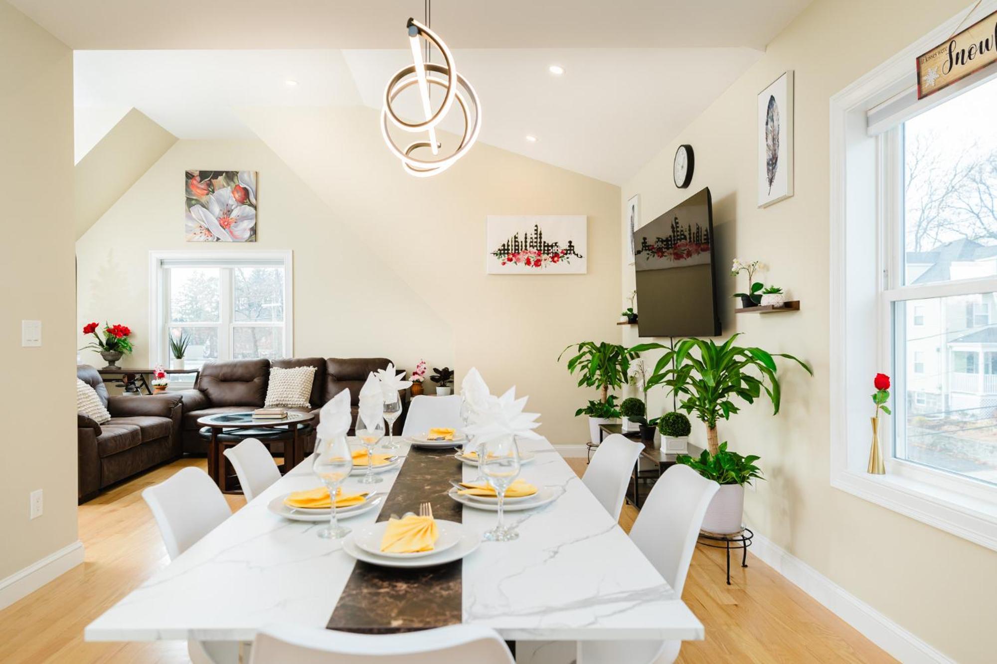 Apartment 60-3 3Br Boston - Sleek Apt Near Wollaston Beach *