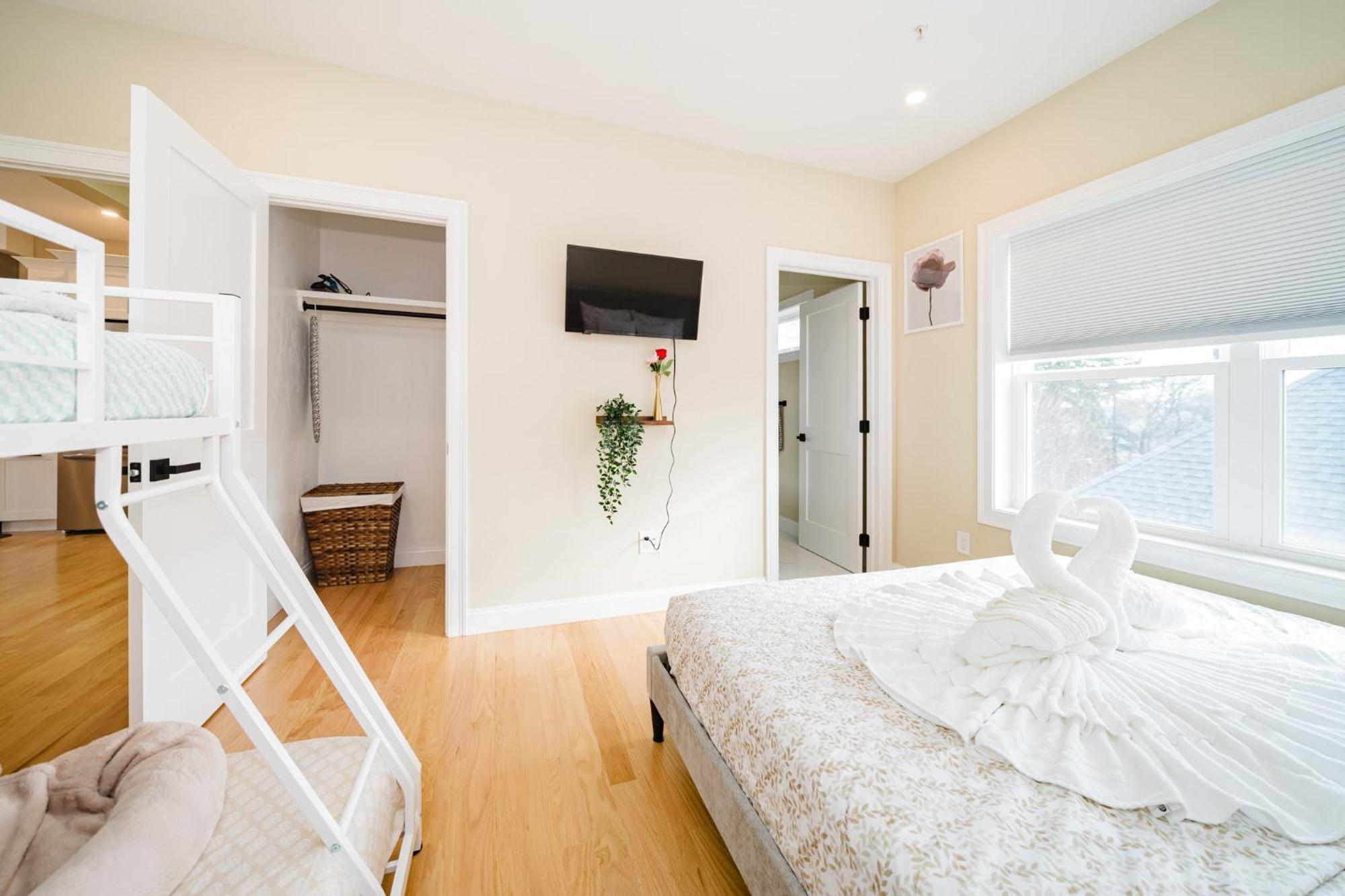 60-3 3Br Boston - Sleek Apt Near Wollaston Beach Apartment Boston
