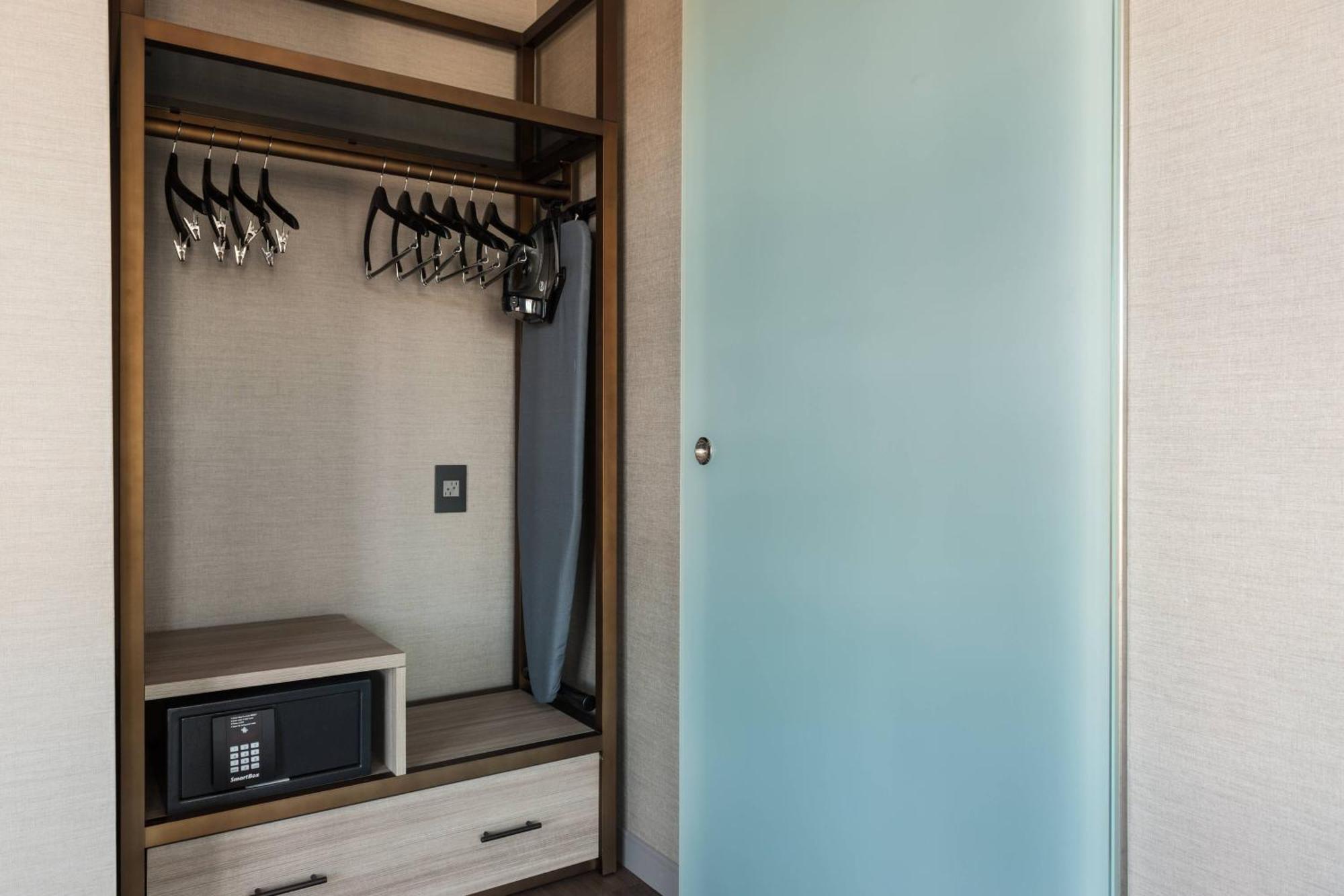 Hotel Ac By Marriott Cleveland Circle 4*
