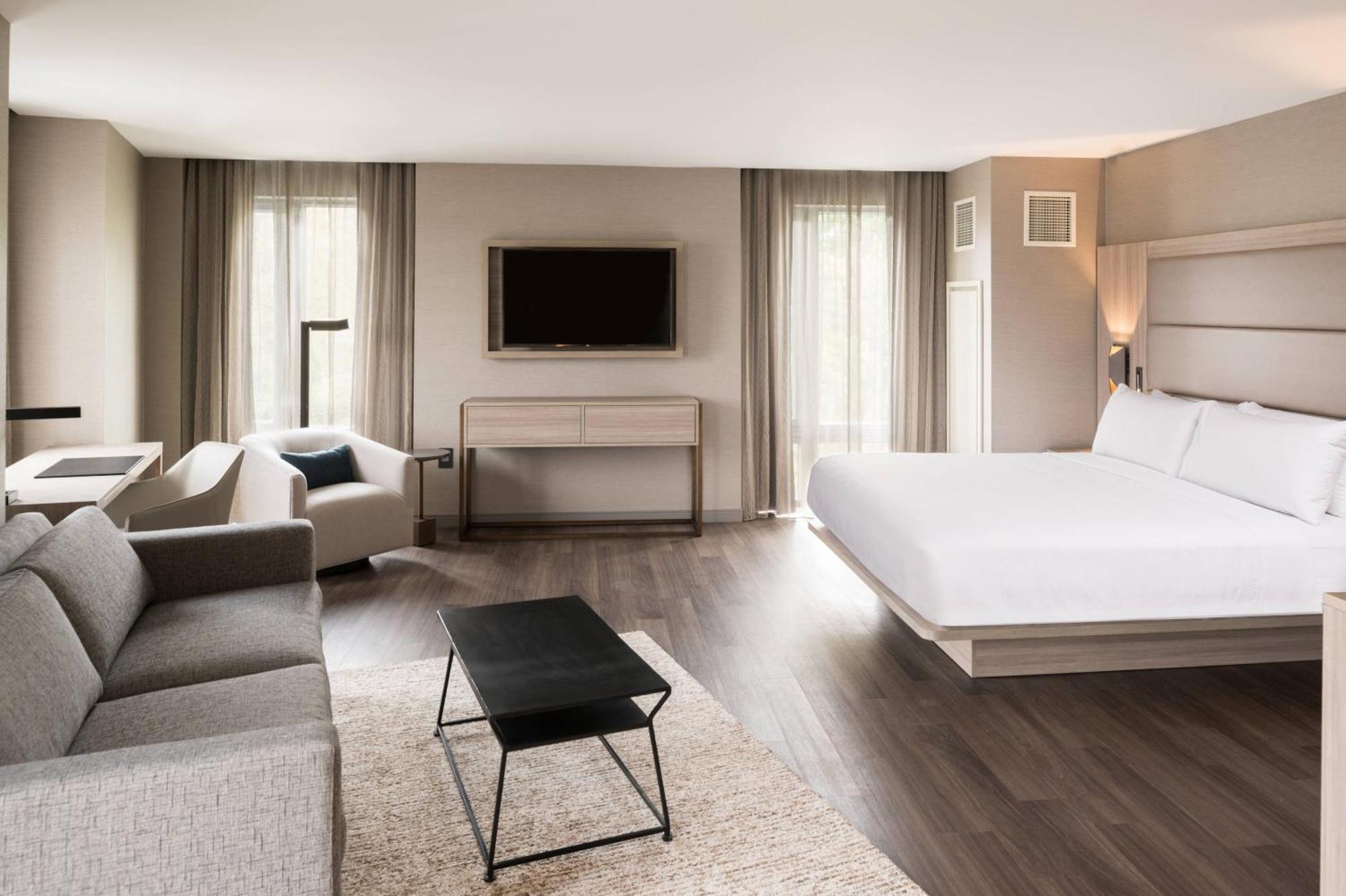 Ac By Marriott Cleveland Circle