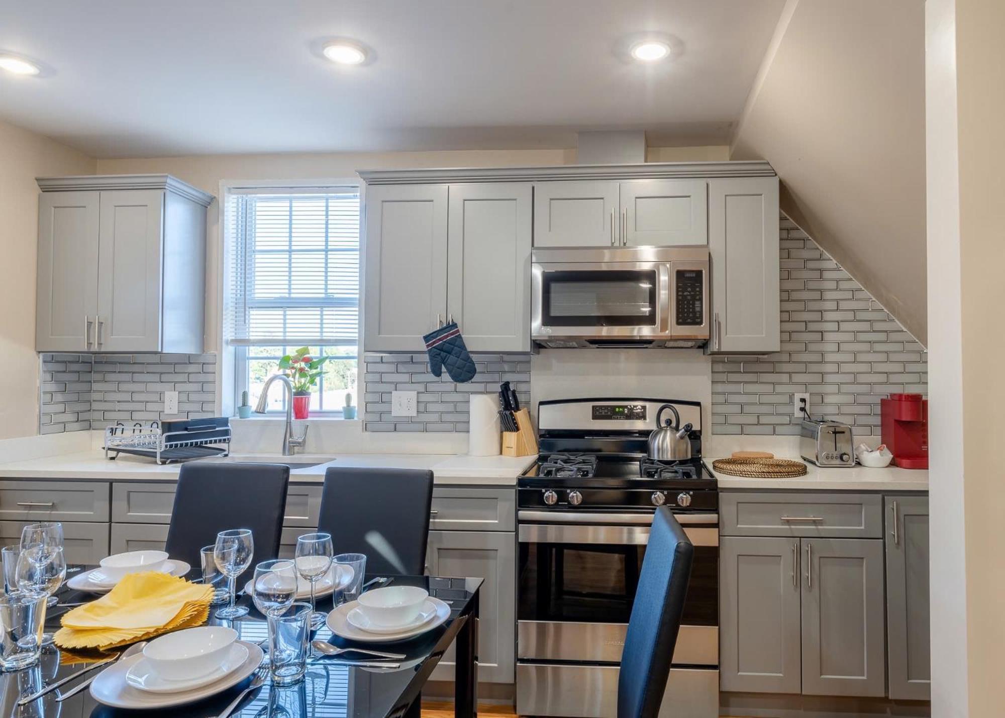 233-3 4Br Boston - Peaceful Escape Near Downtown Apartment *