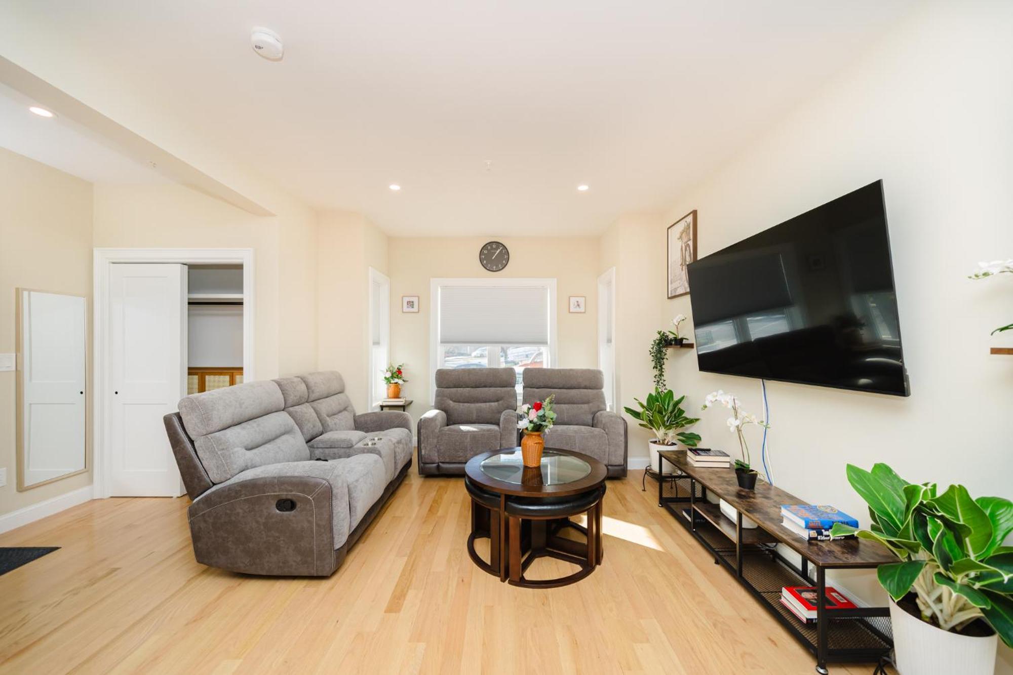 60-1 4Br Boston - Cozy New Apt Near Park Zoo Boston