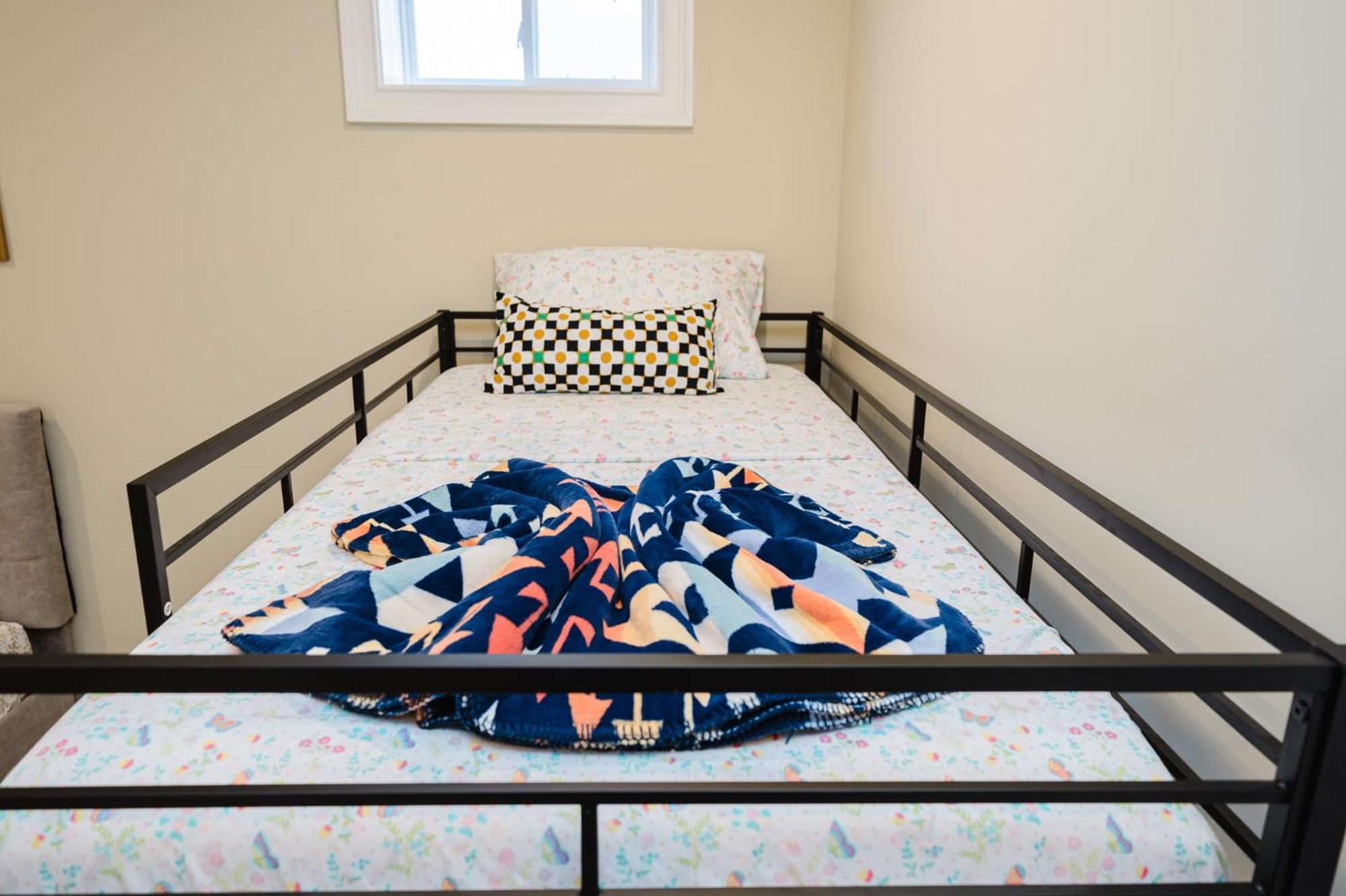 60-1 4Br Boston - Cozy New Apt Near Park Zoo *