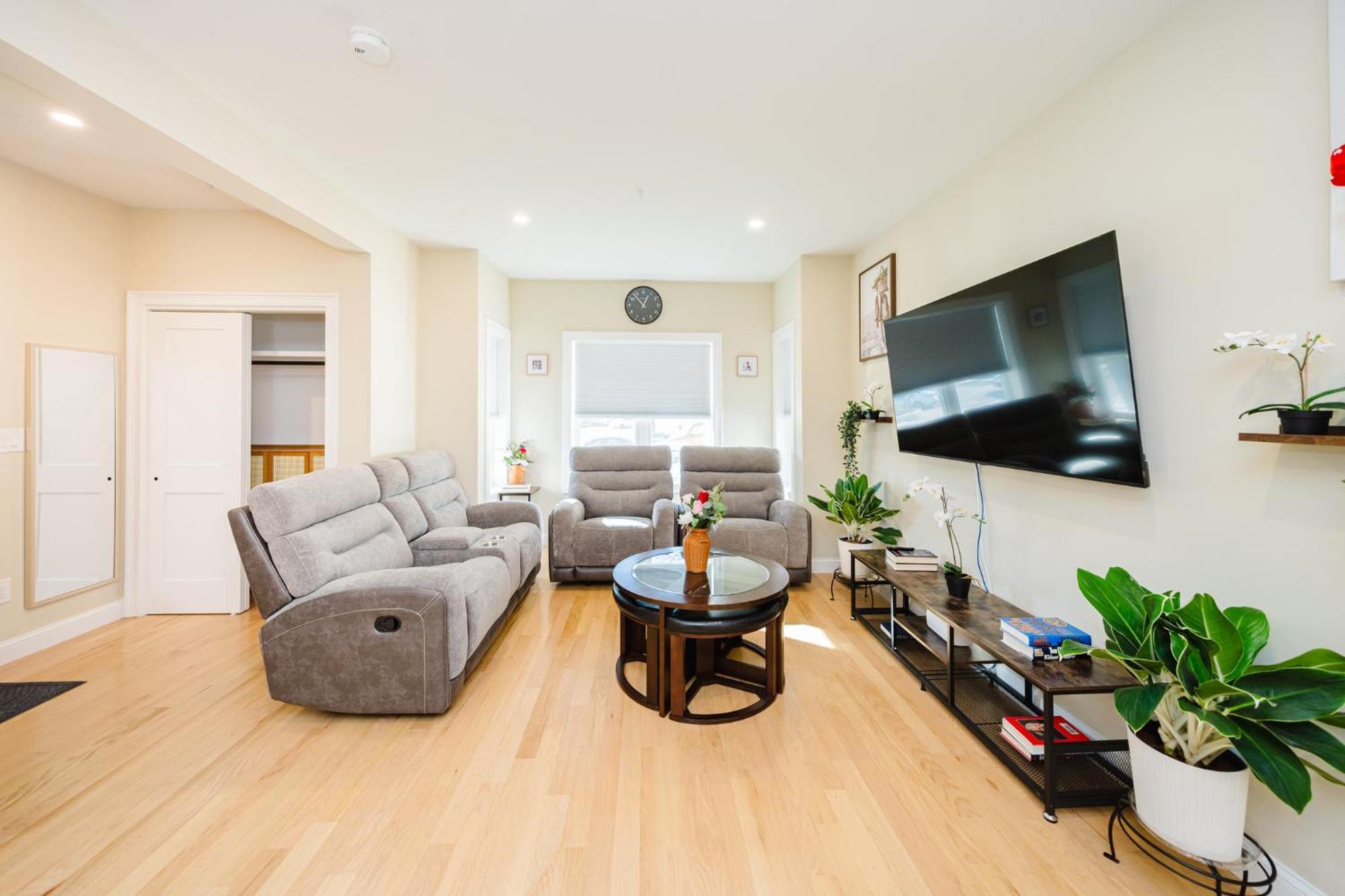 60-1 4Br Boston - Cozy New Apt Near Park Zoo Apartment *