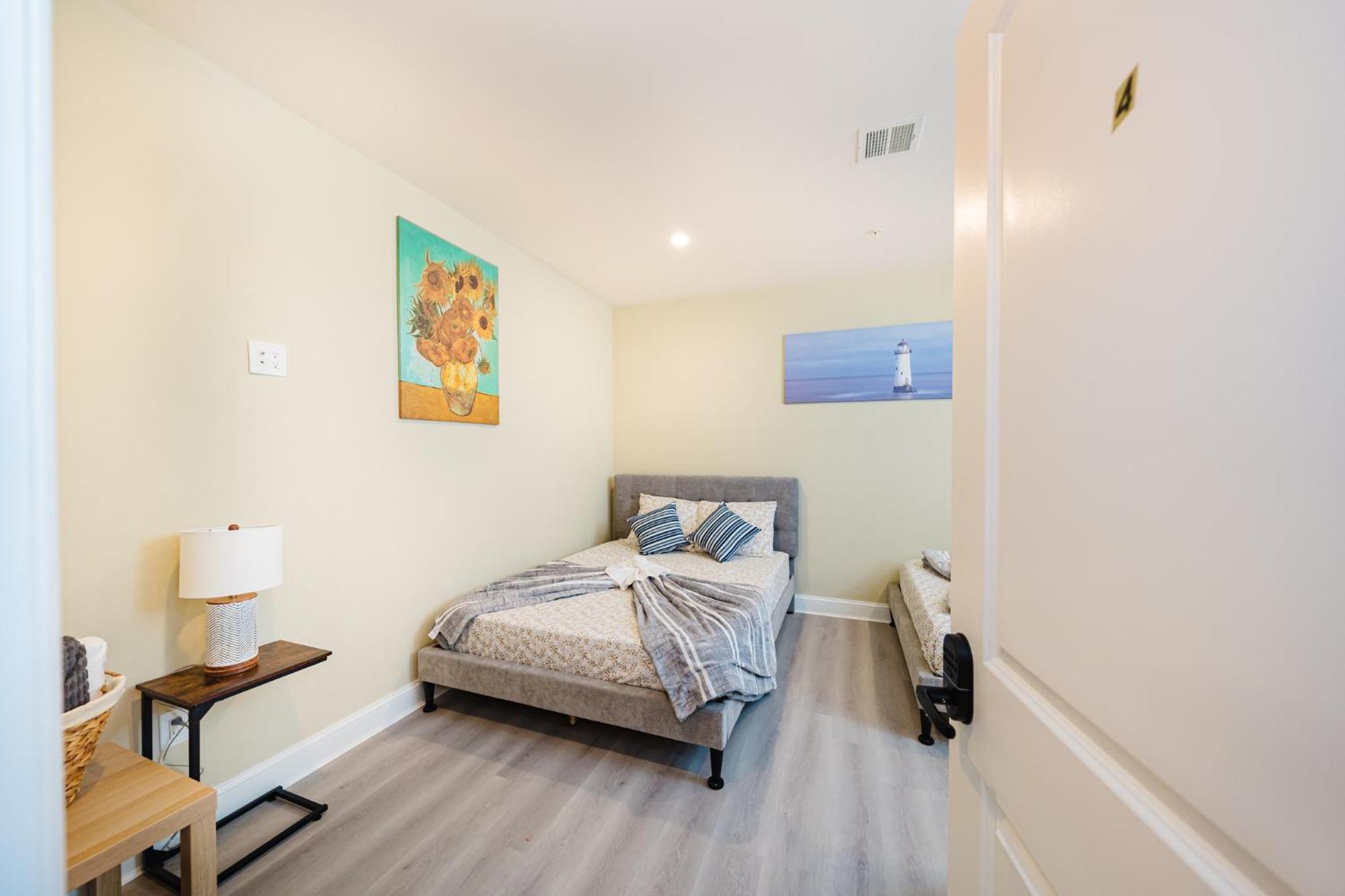 60-1 4Br Boston - Cozy New Apt Near Park Zoo * Boston