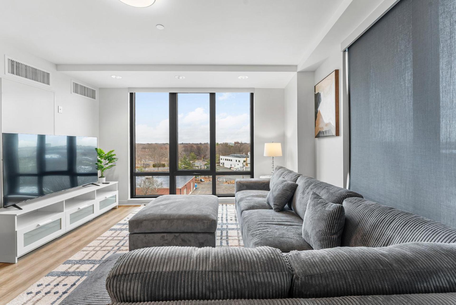 Apartment Furnished Luxury Next To Harvard Stadium *