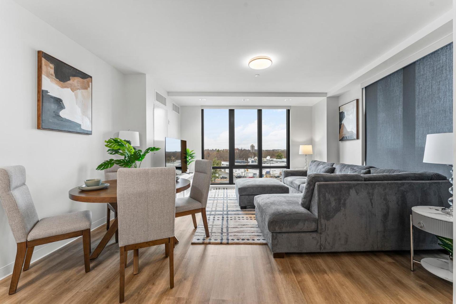 Furnished Luxury Next To Harvard Stadium Apartment