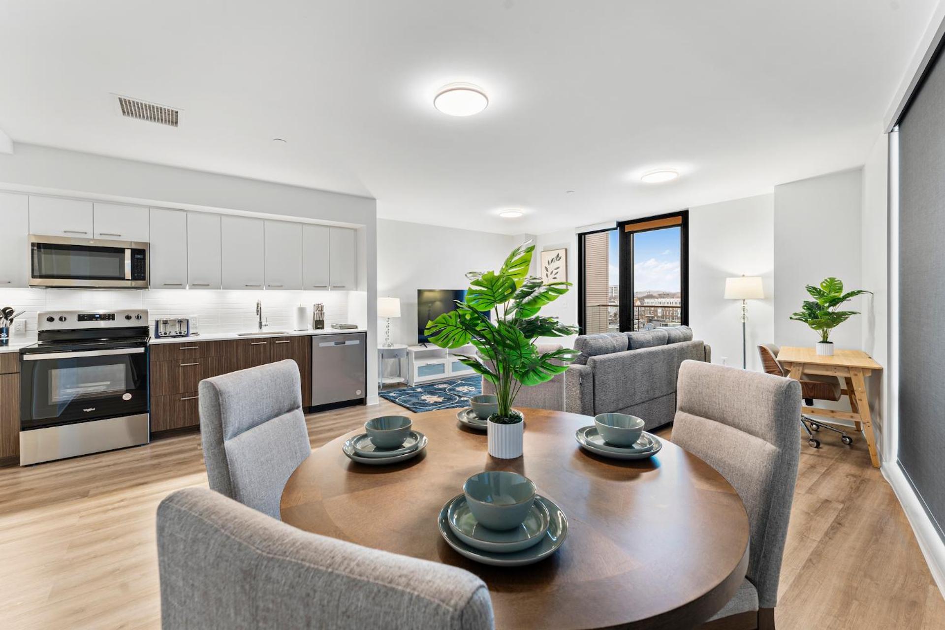 Furnished Luxury Next To Harvard Stadium