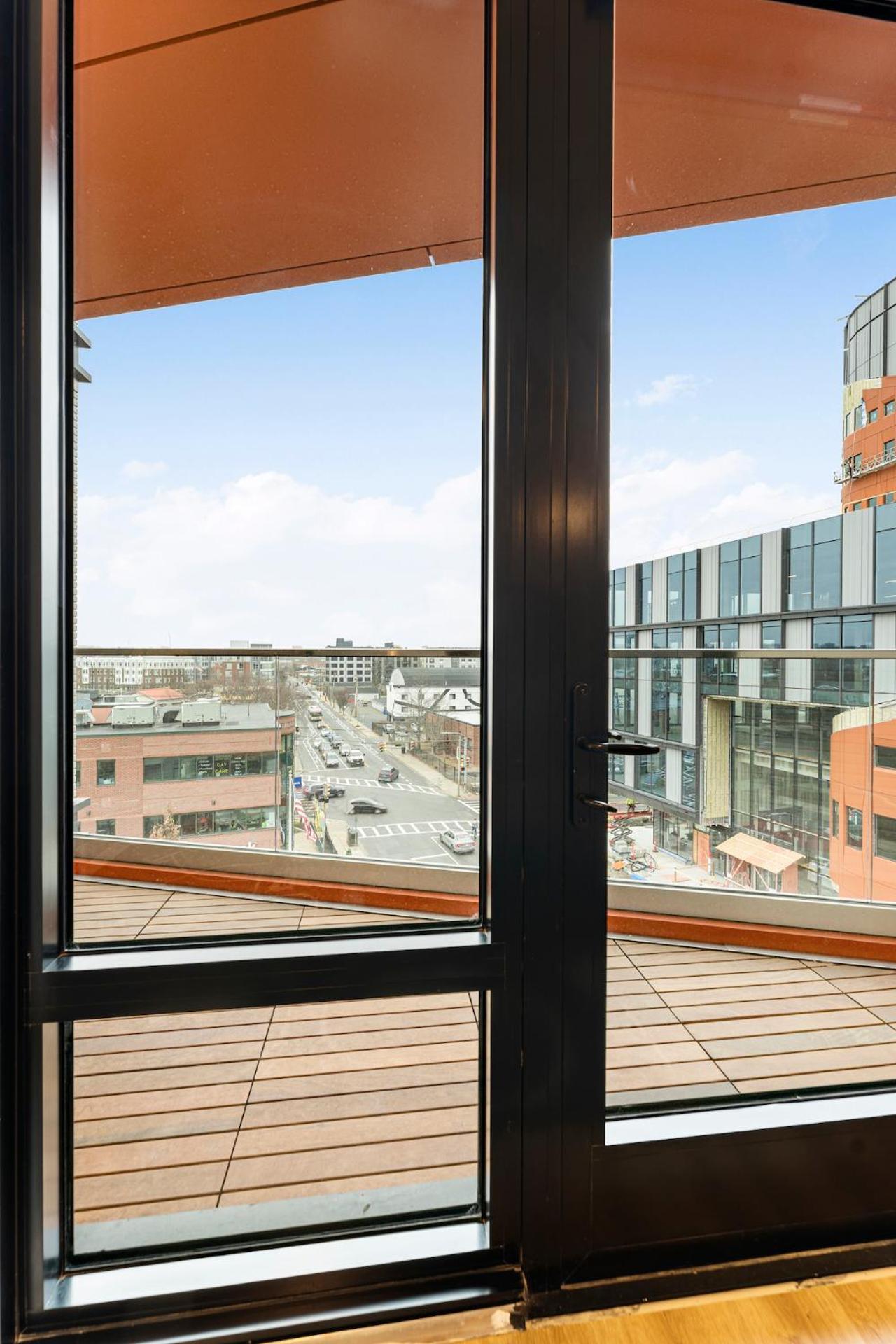 Furnished Luxury Next To Harvard Stadium * Boston