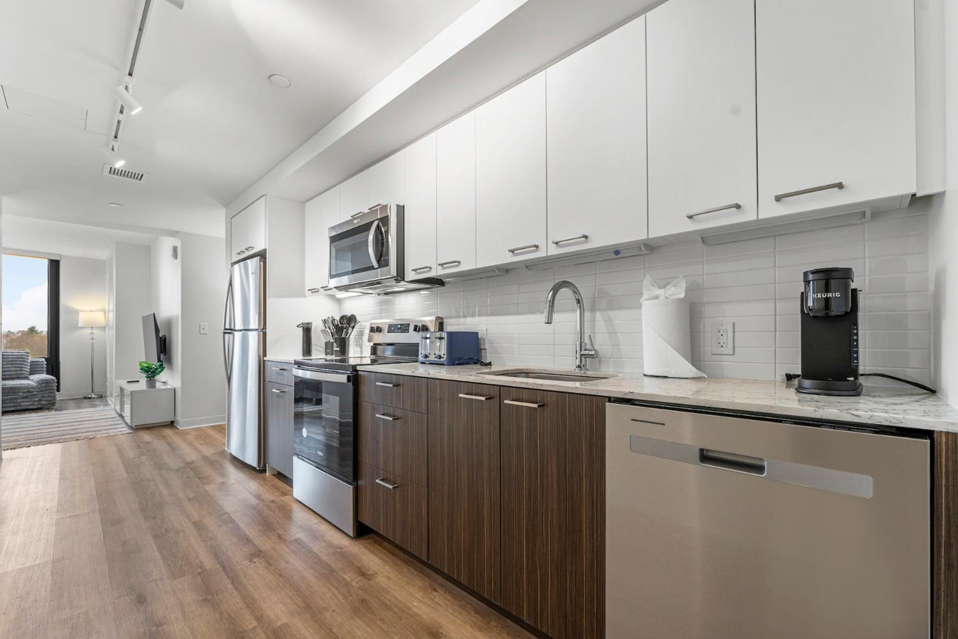 Furnished Luxury Next To Harvard Stadium