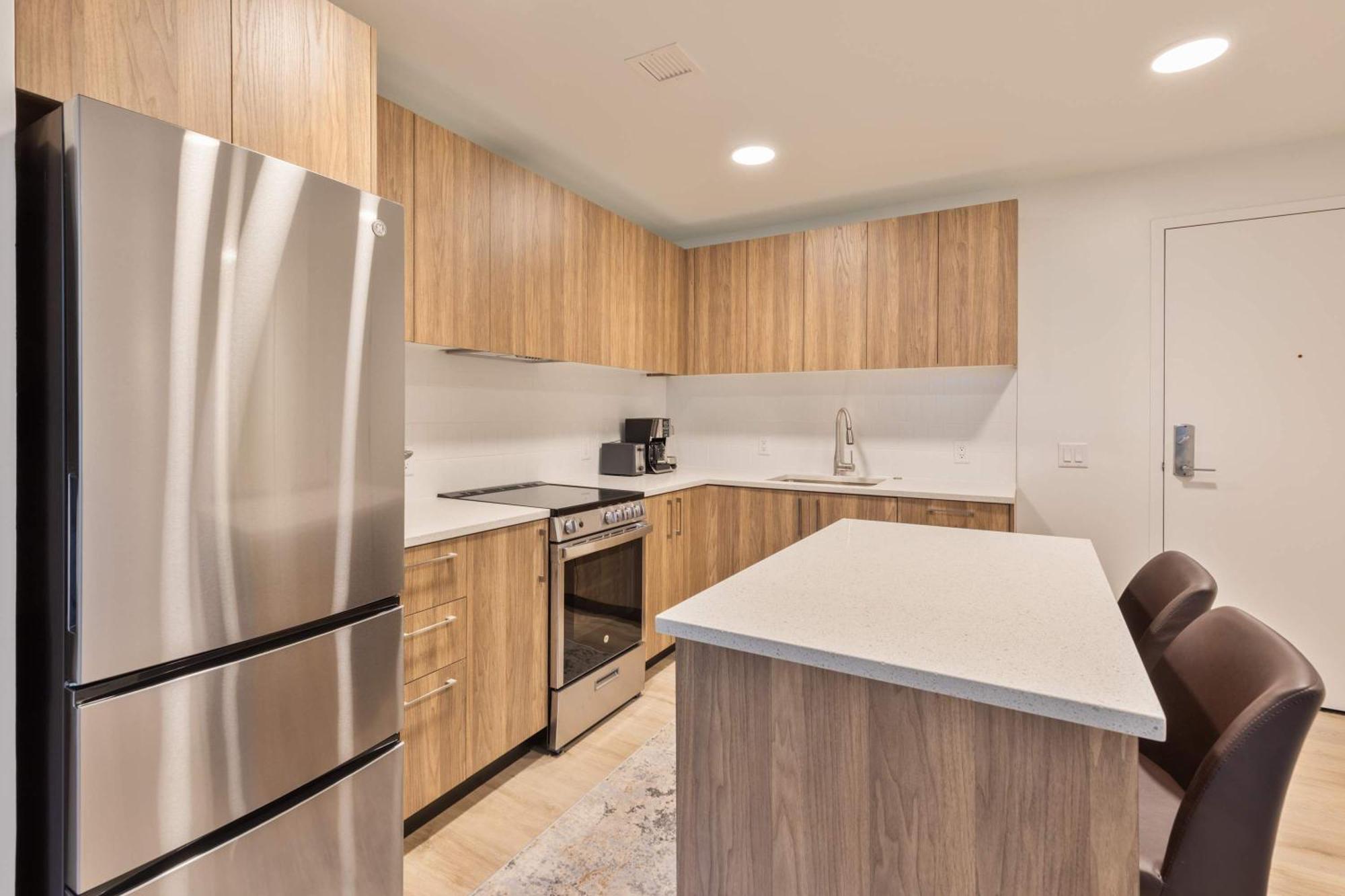 Gorgeous With Kitchen-idl-347 Apartment Boston