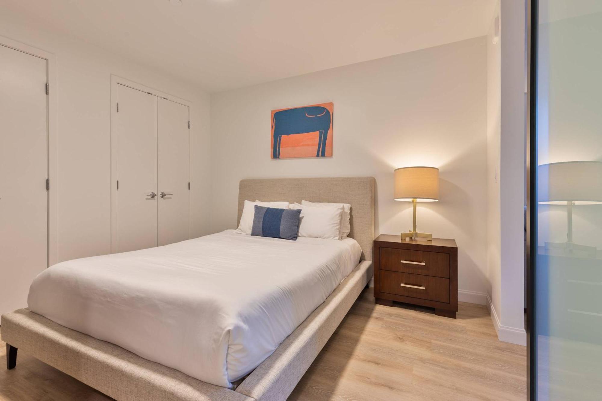 Apartment Gorgeous With Kitchen-idl-137 Boston