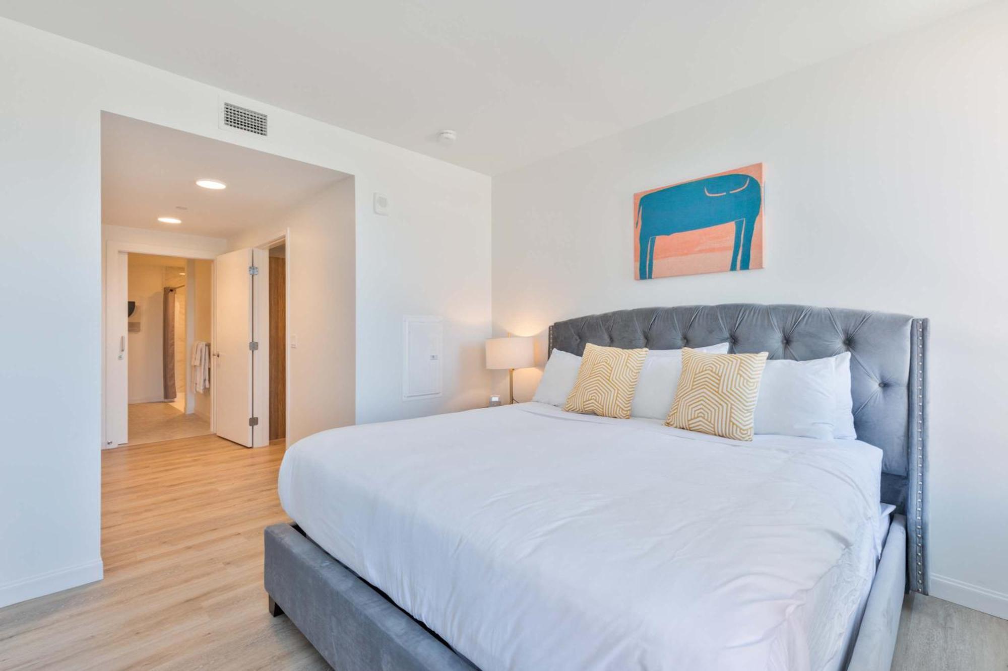 Luxury With Kitchen And Gym * Boston
