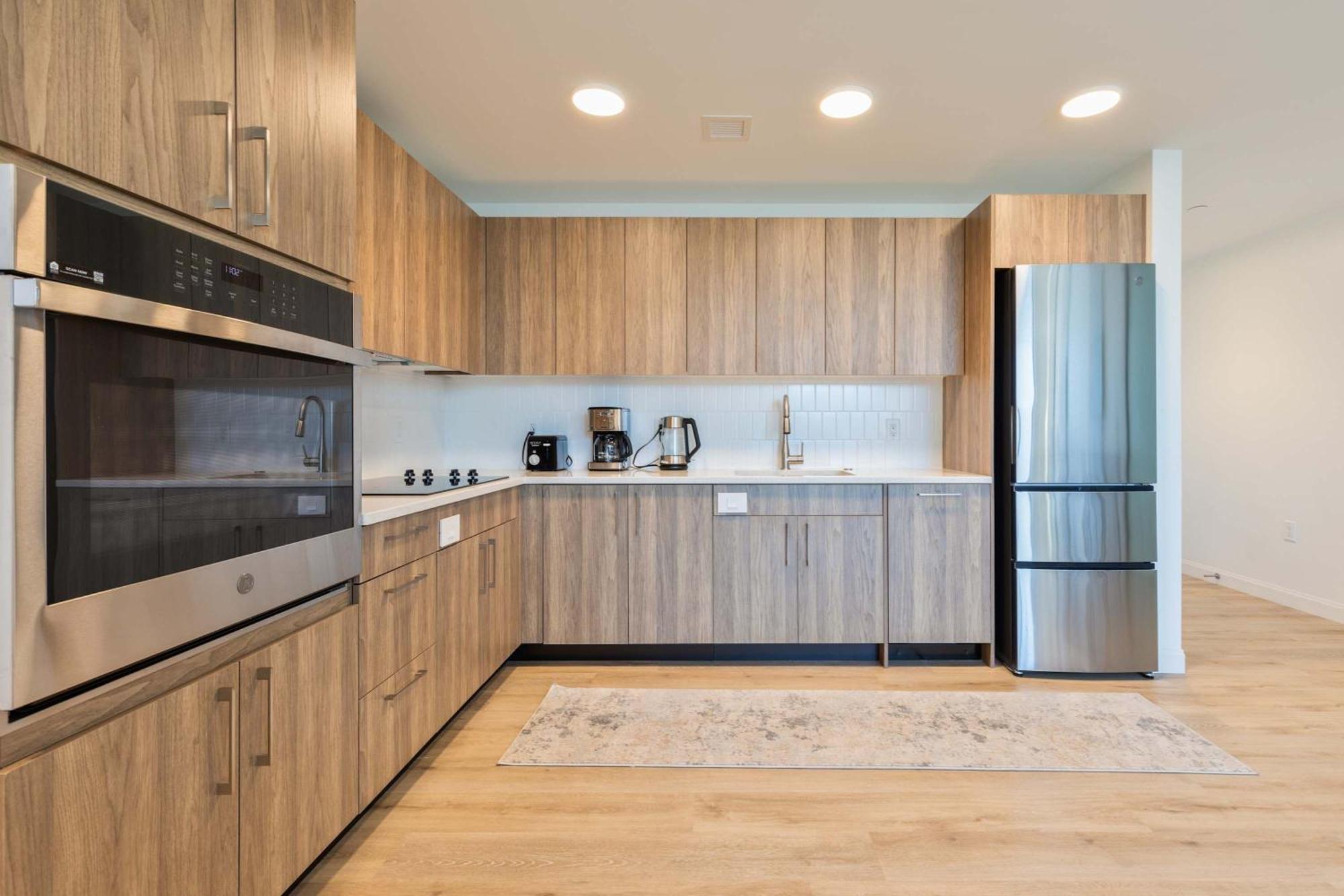 Luxury With Kitchen And Gym Boston