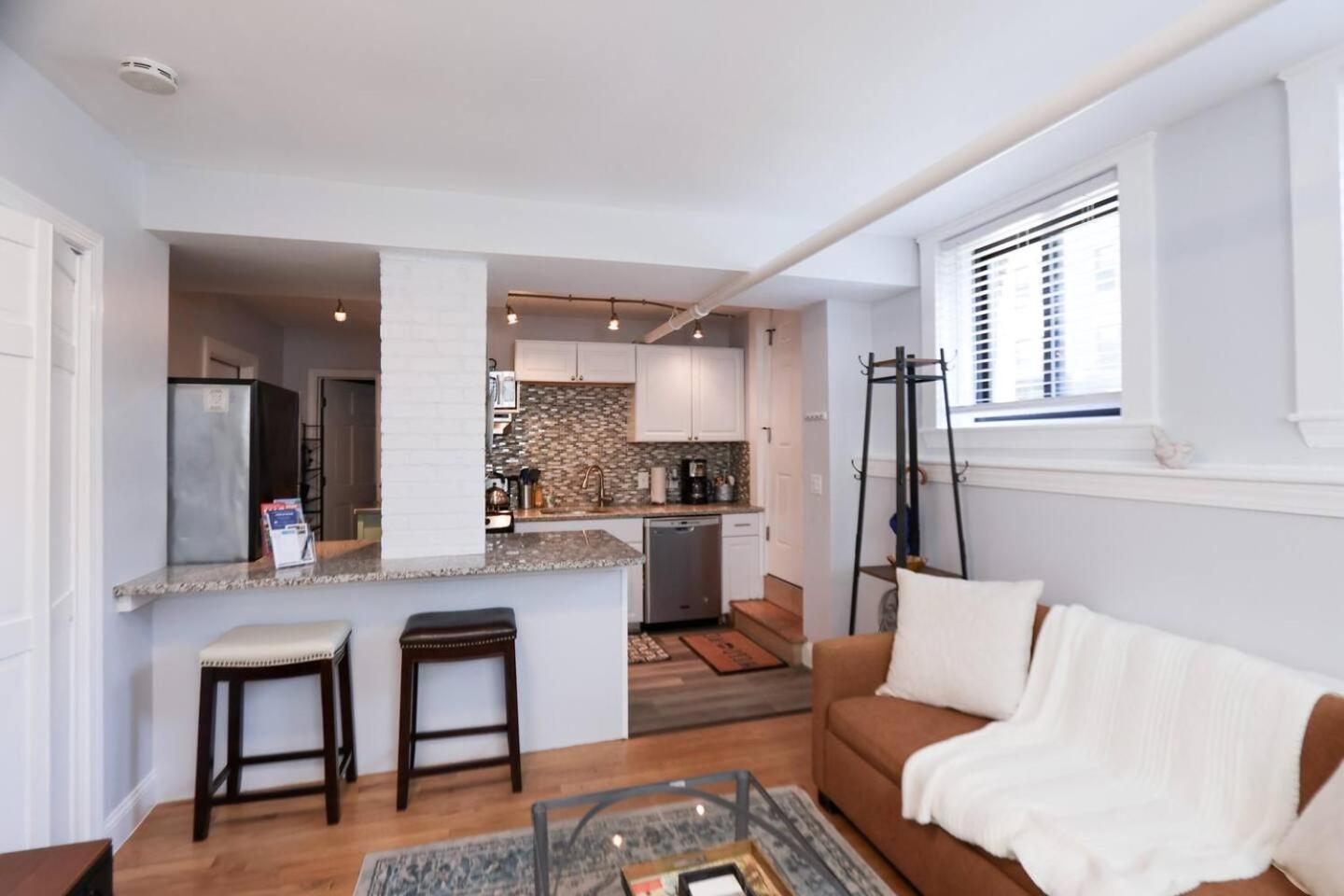 Allston 2br Retreat W Private Entrance & Comfort