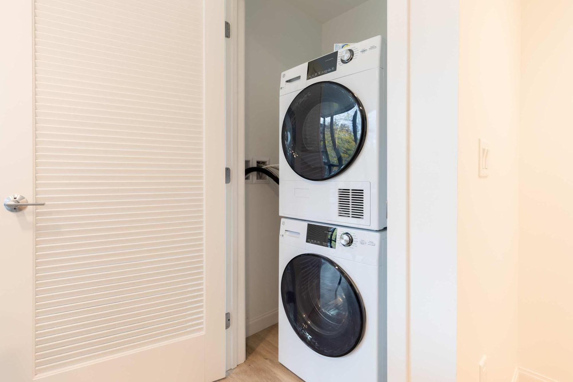 Apartment Private With Kitchen & Gym-idl-550
