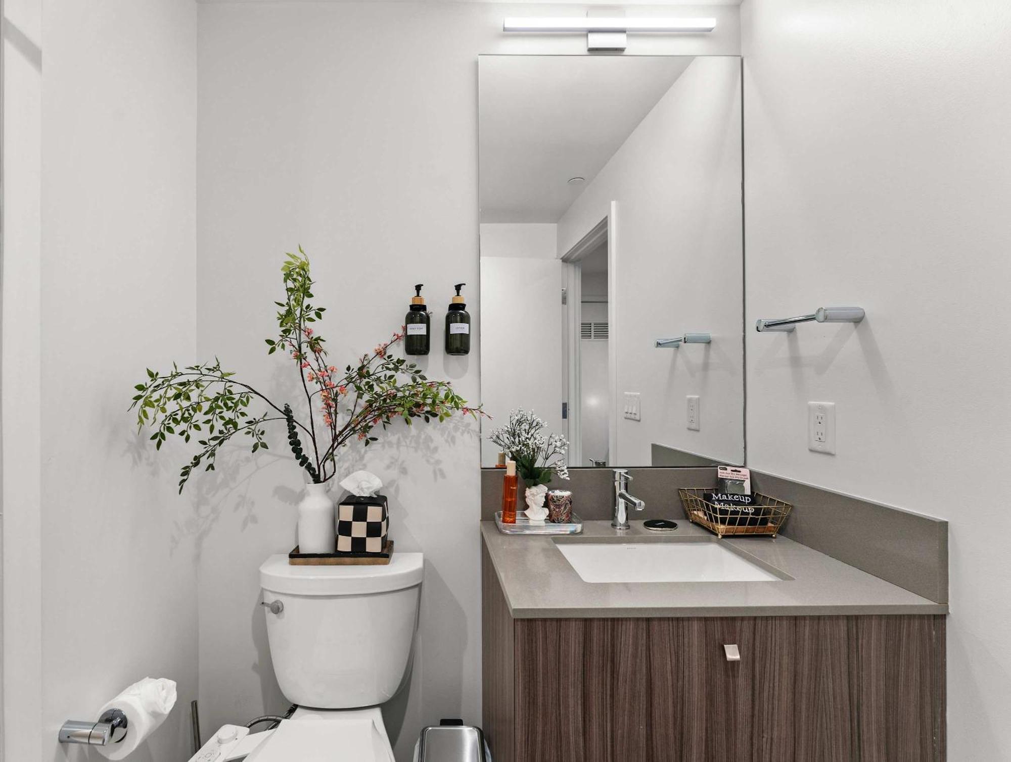 Apartamento The Dazzling Two-bedroom Two-bath In South End