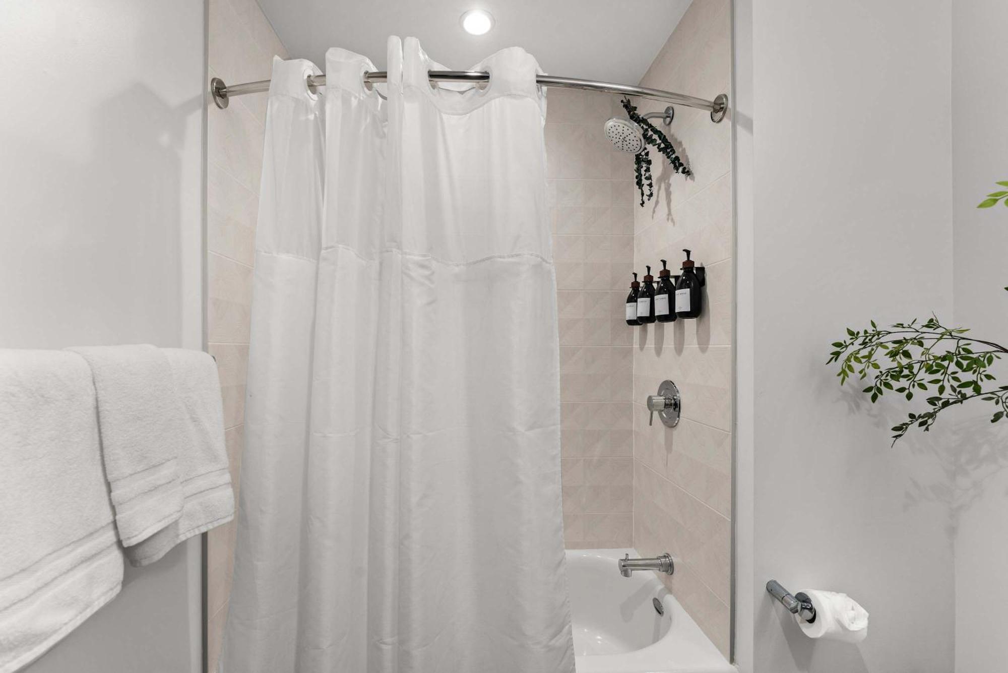 The Dazzling Two-bedroom Two-bath In South End Apartamento