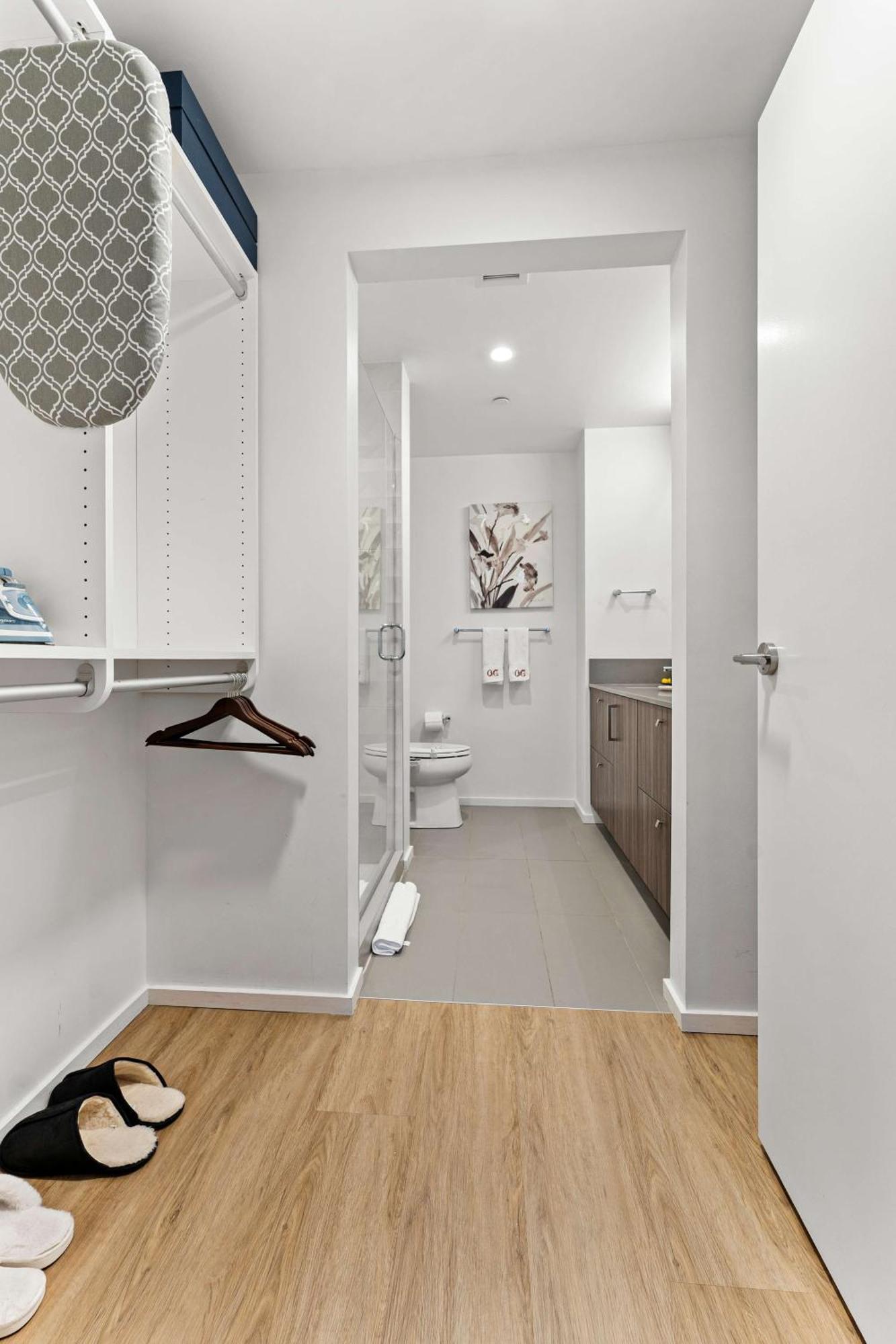 The Dazzling Two-bedroom Two-bath In South End Apartamento *