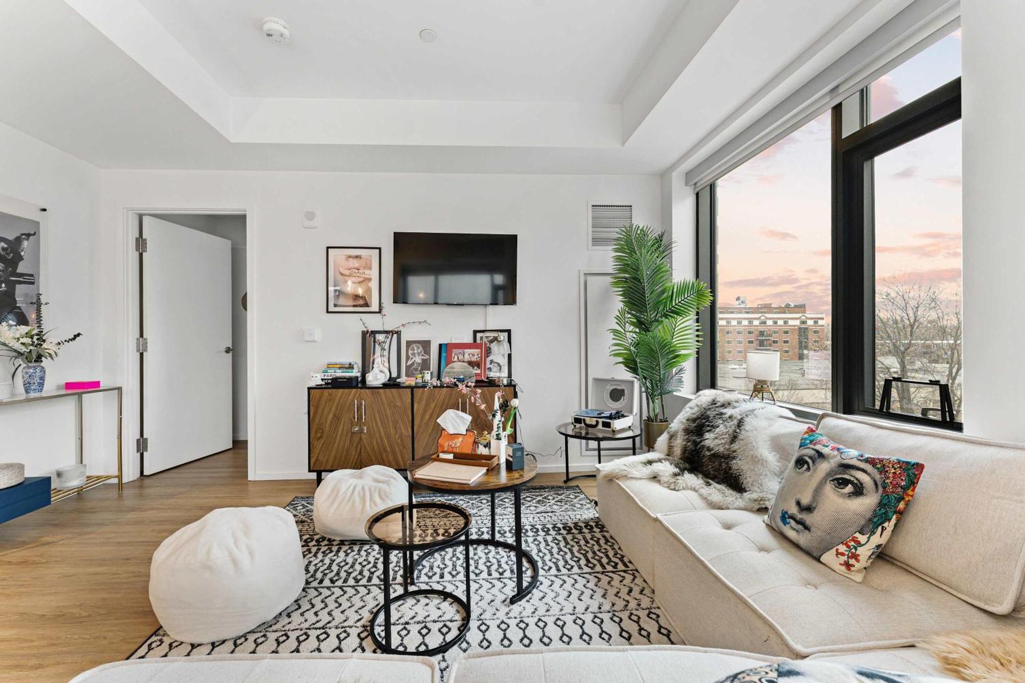 The Dazzling Two-bedroom Two-bath In South End Apartamento *