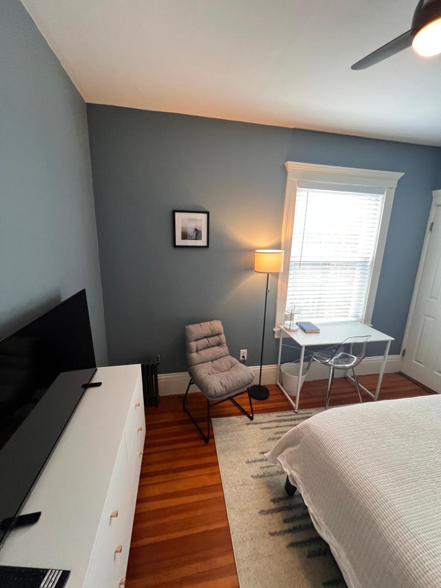 Cozy Private Fully Furnished In Hospedagem domiciliar Boston