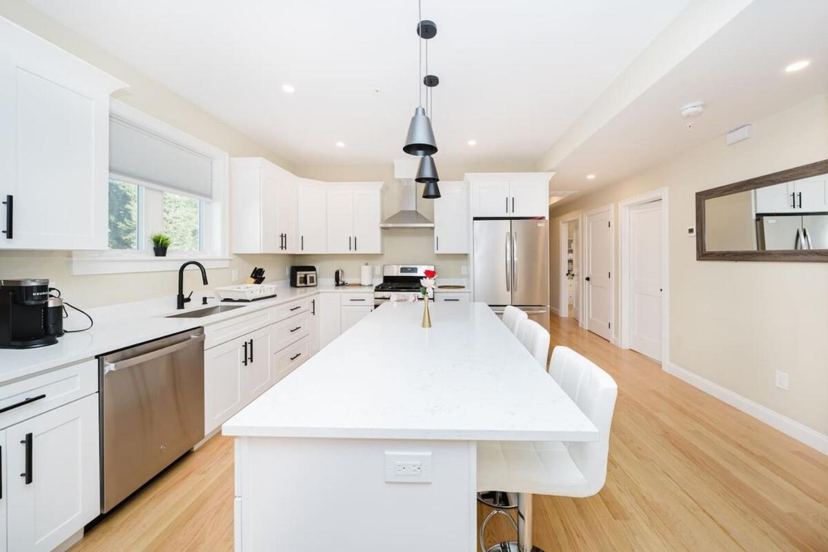 60-2 New Renovated *