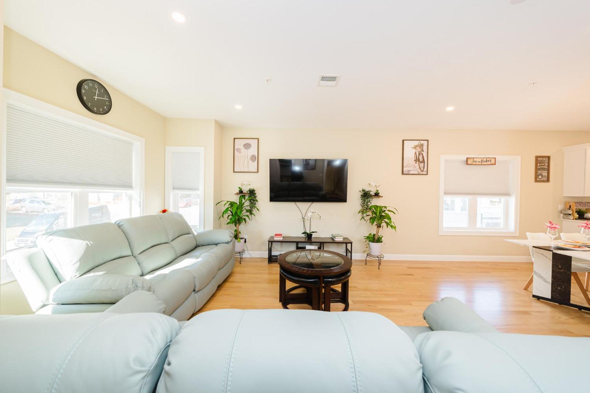 60-2 New Renovated Apartment Boston
