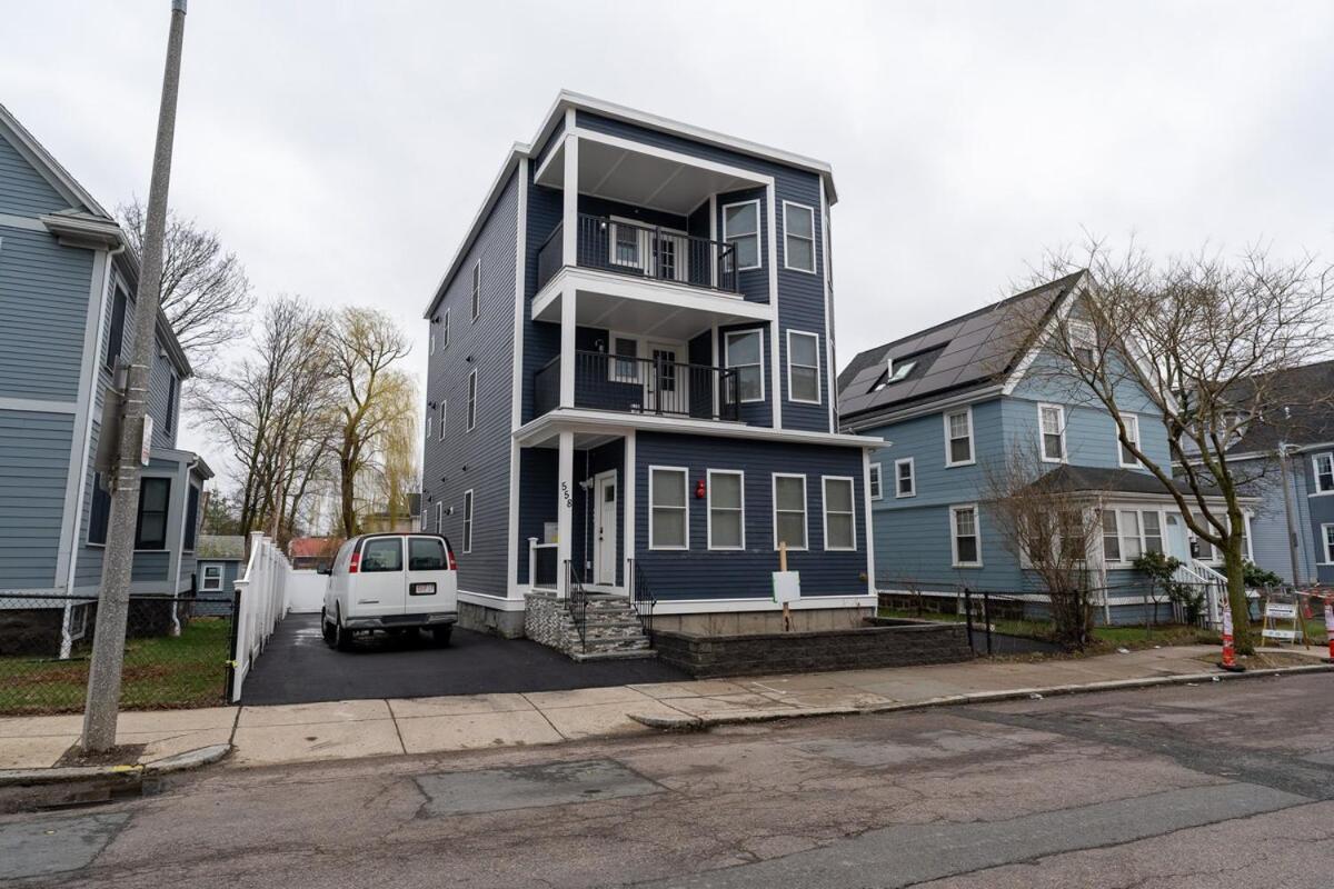558-3 3Br Boston - Renovated Nest Near Aquarium Apartment *