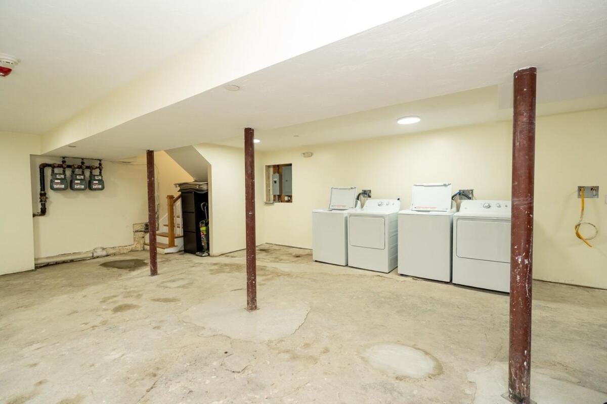 558-1 3Br Boston - Renovated Nest Near Aquarium Apartment *